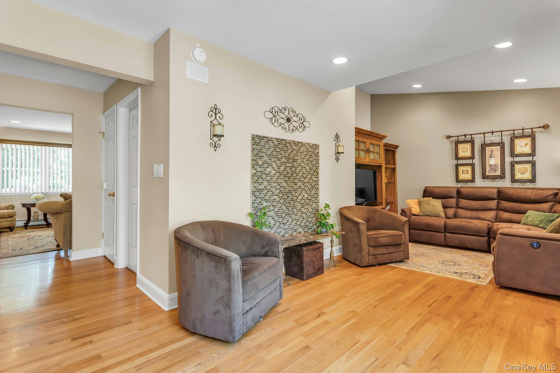 12 Pinewood Lane Property Photo 18