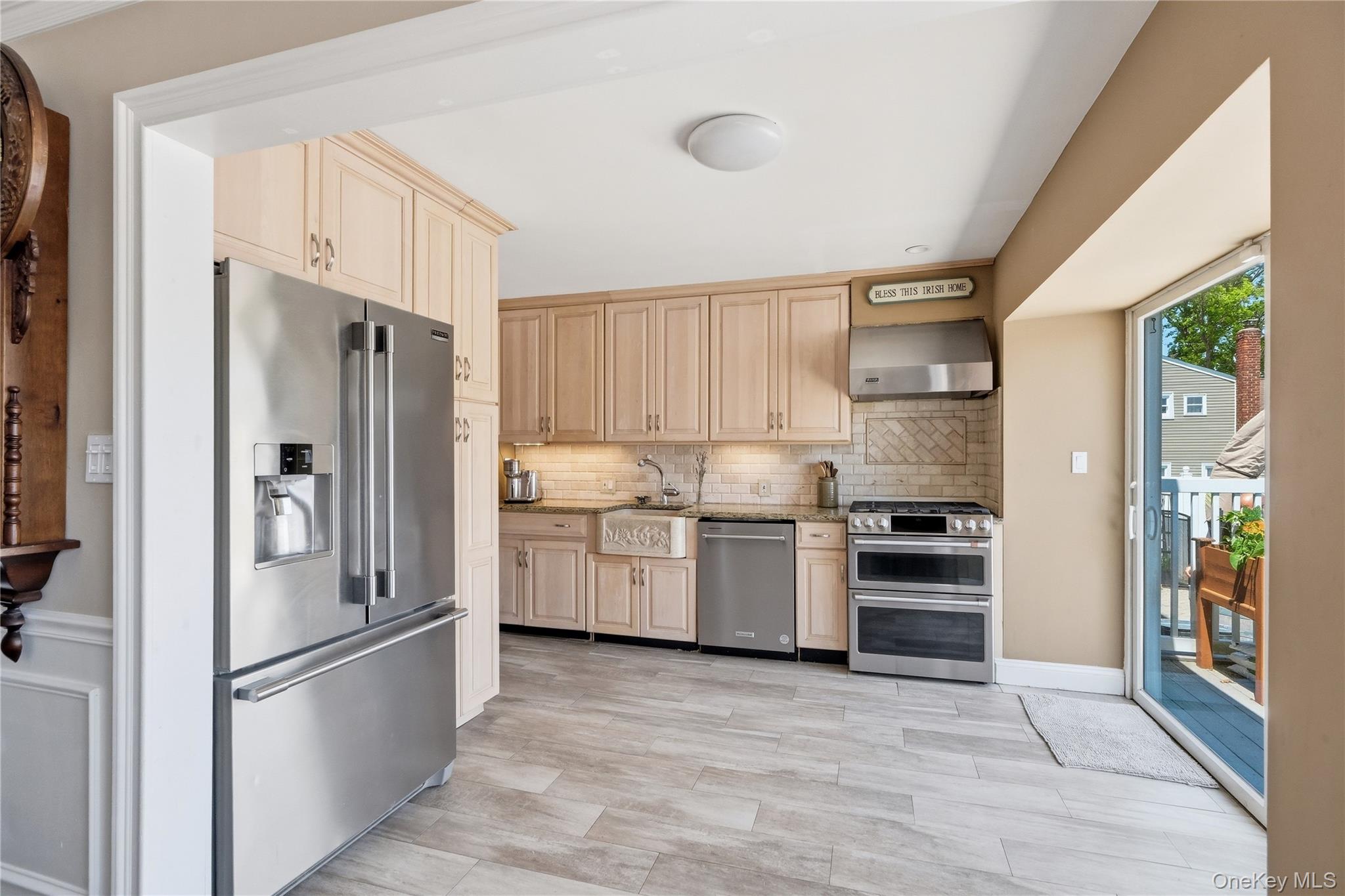 453 2nd Avenue Property Photo 12