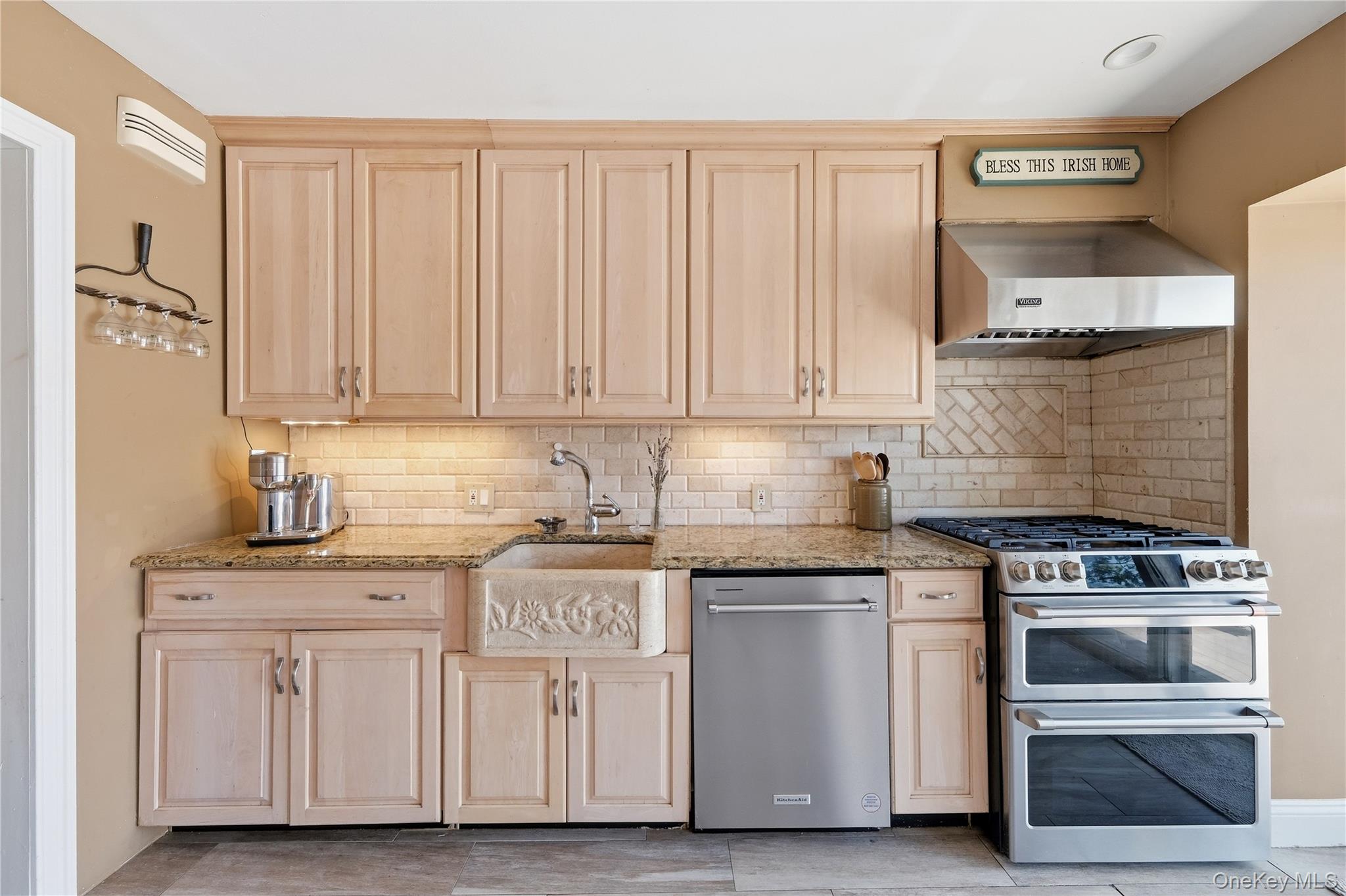453 2nd Avenue Property Photo 16