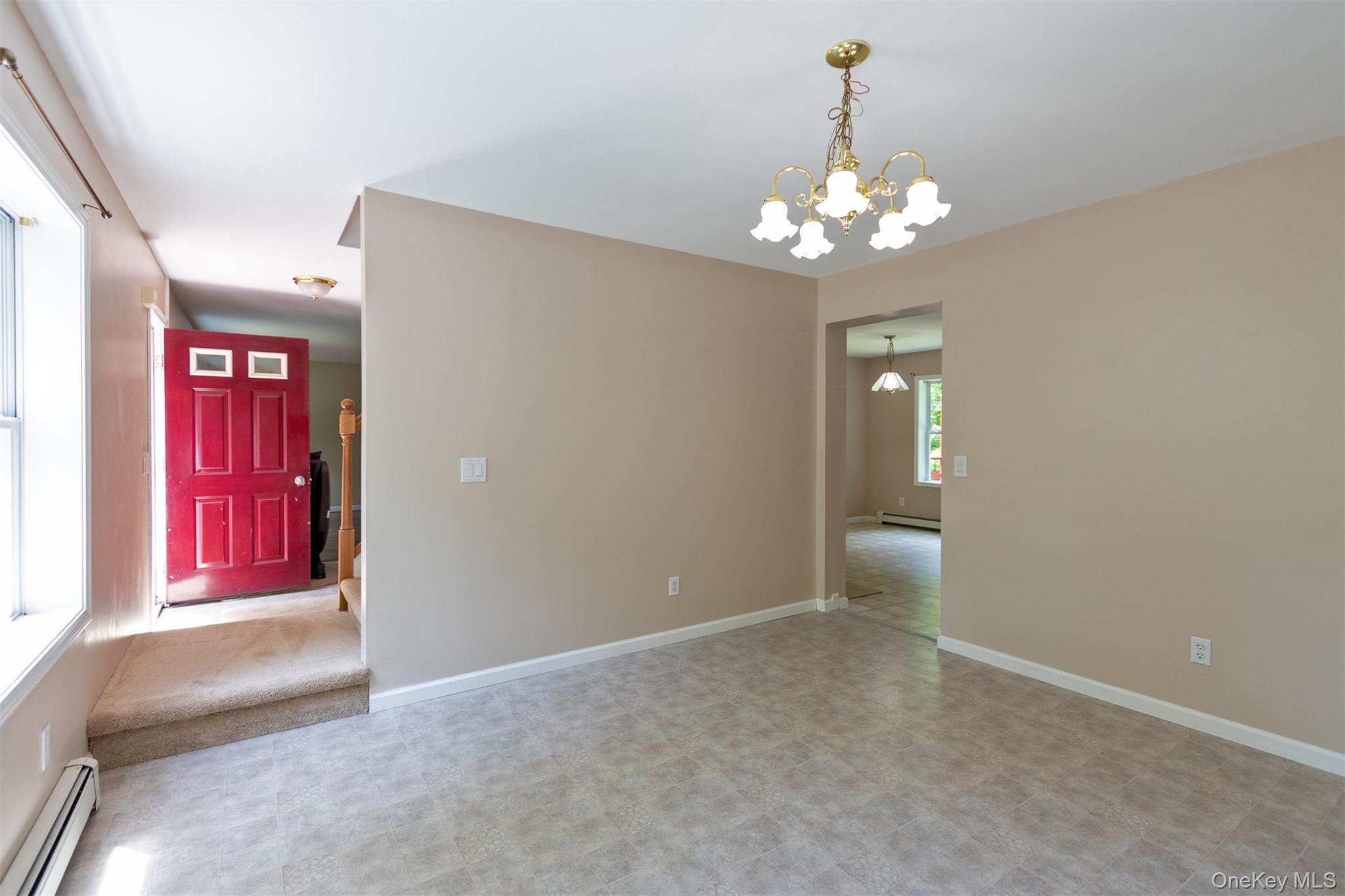 10 Lairds Court Property Photo 5
