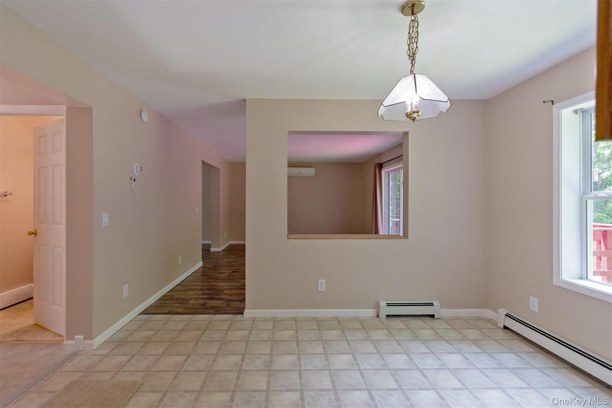 10 Lairds Court Property Photo 11