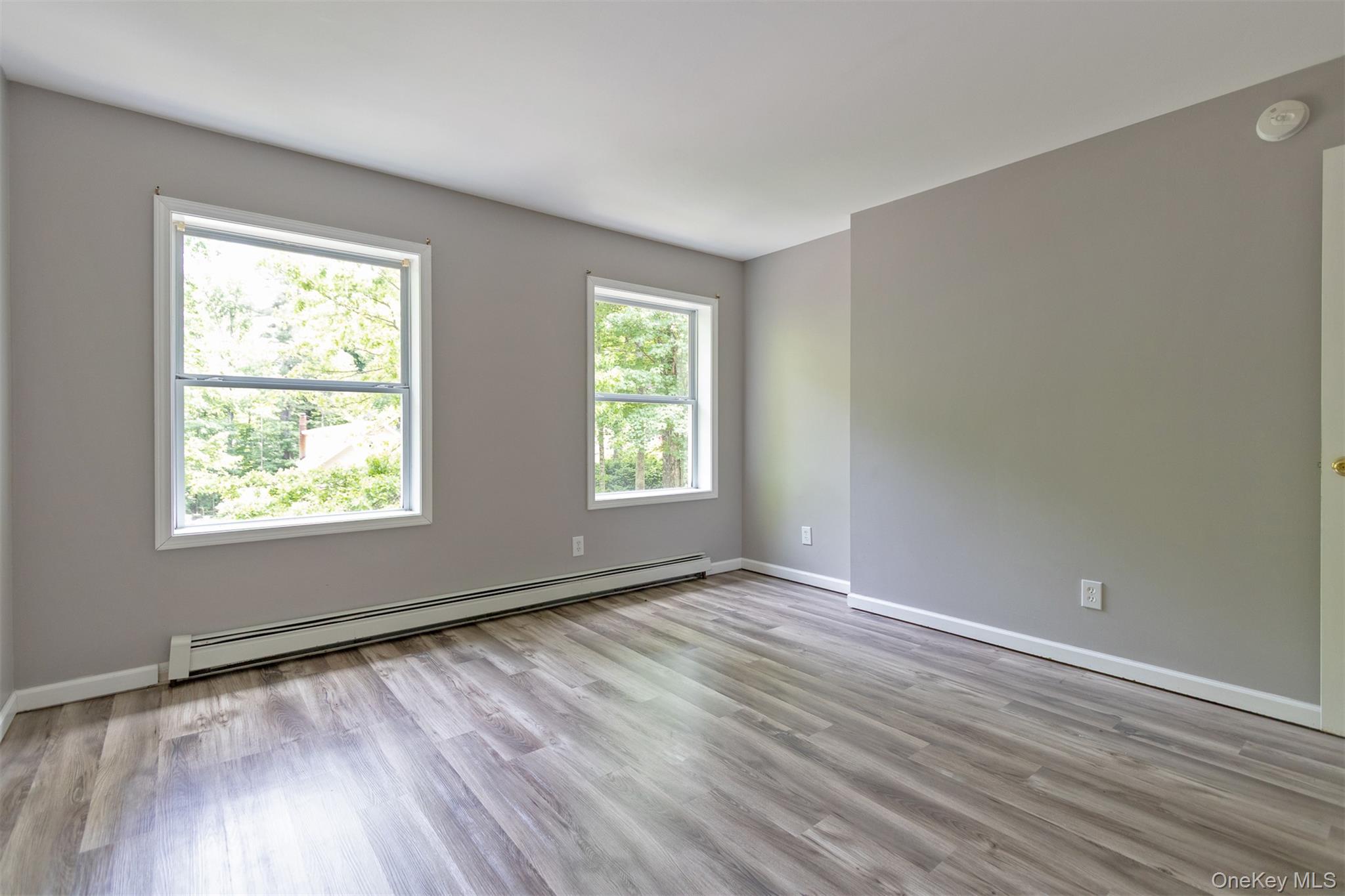 10 Lairds Court Property Photo 25