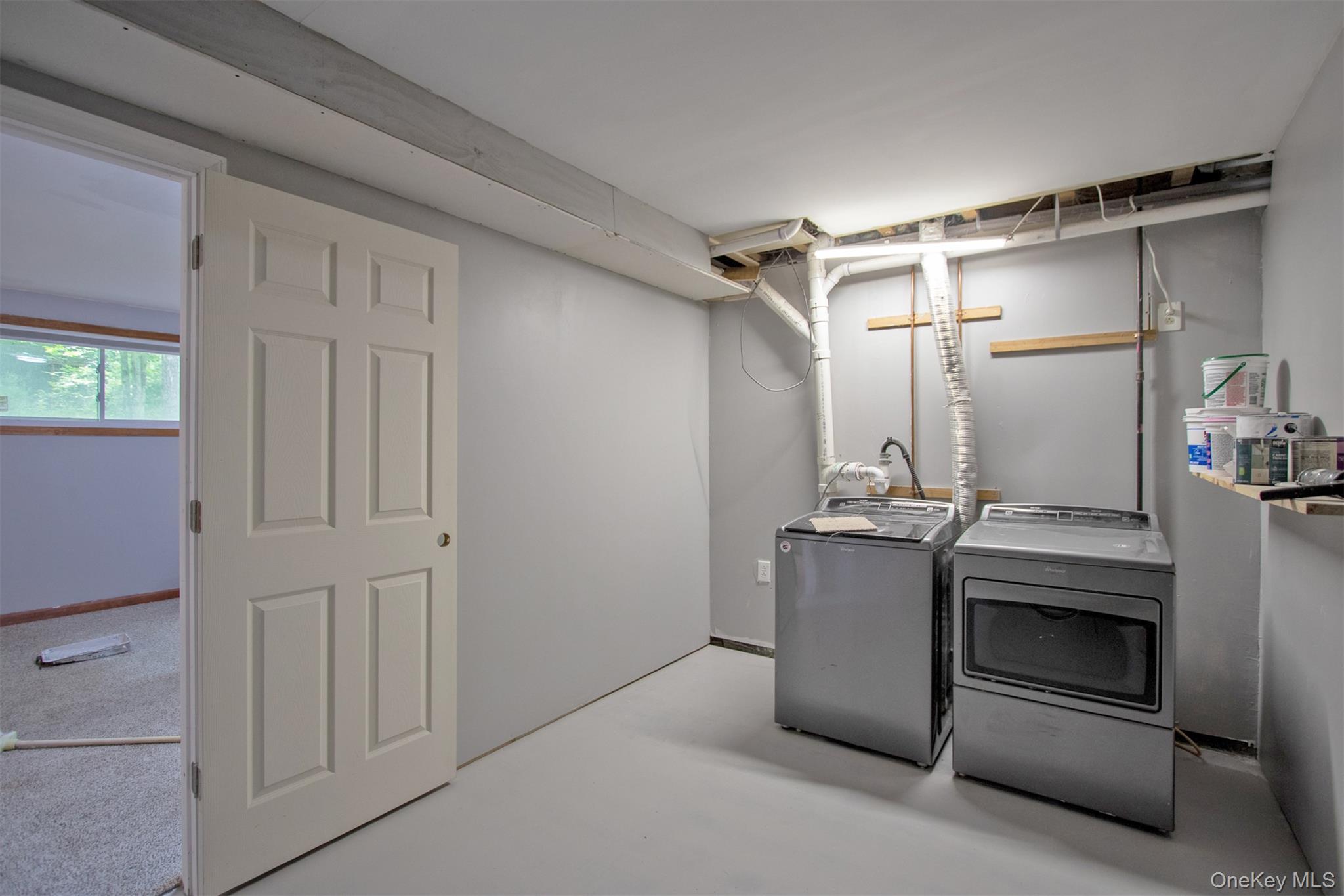 10 Lairds Court Property Photo 33