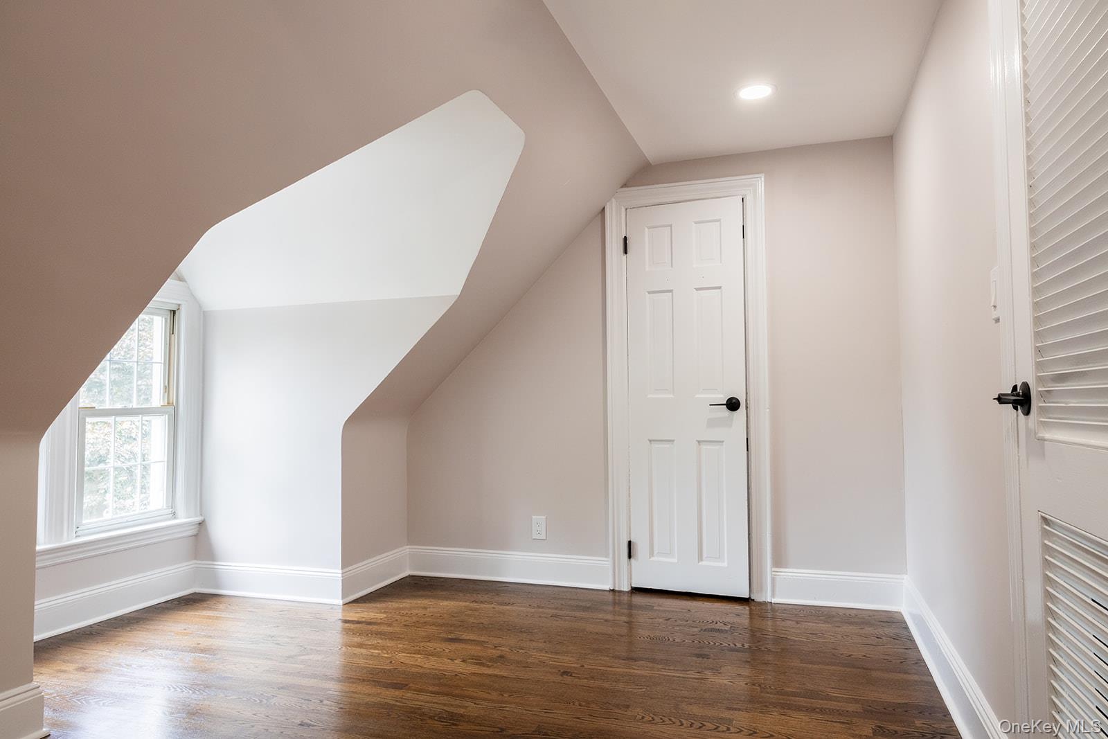 478 Carnation Avenue Property Photo 23