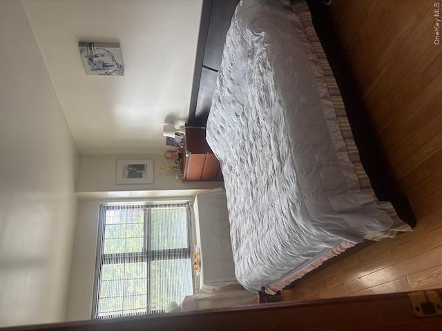 144-77 Barclay Avenue 4b Property Photo 2