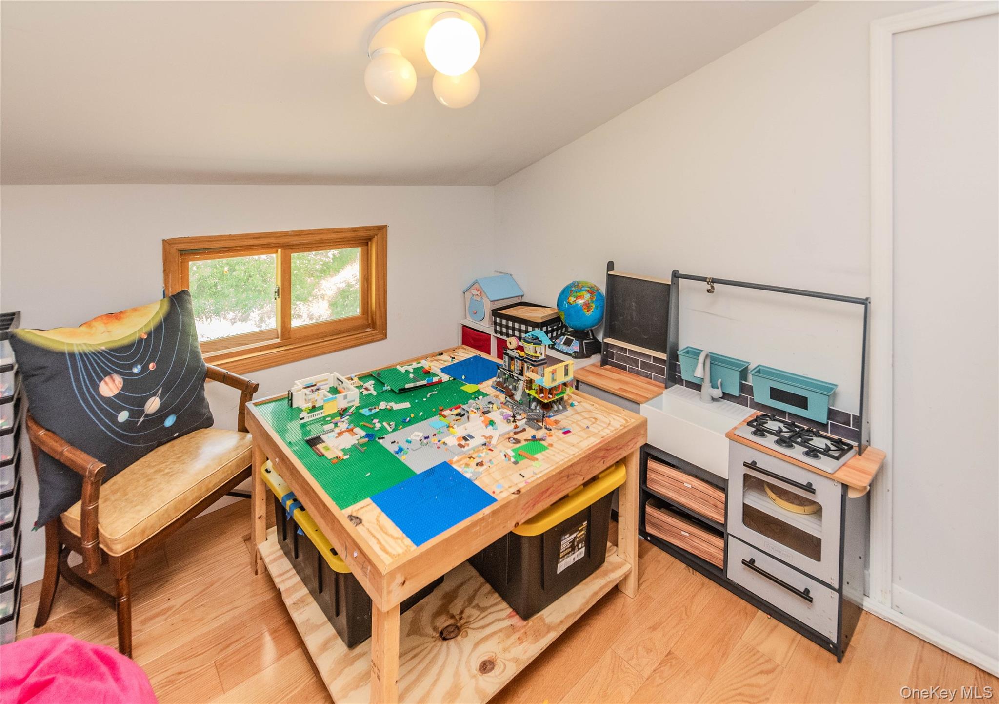 12 Ose Road Property Photo 22