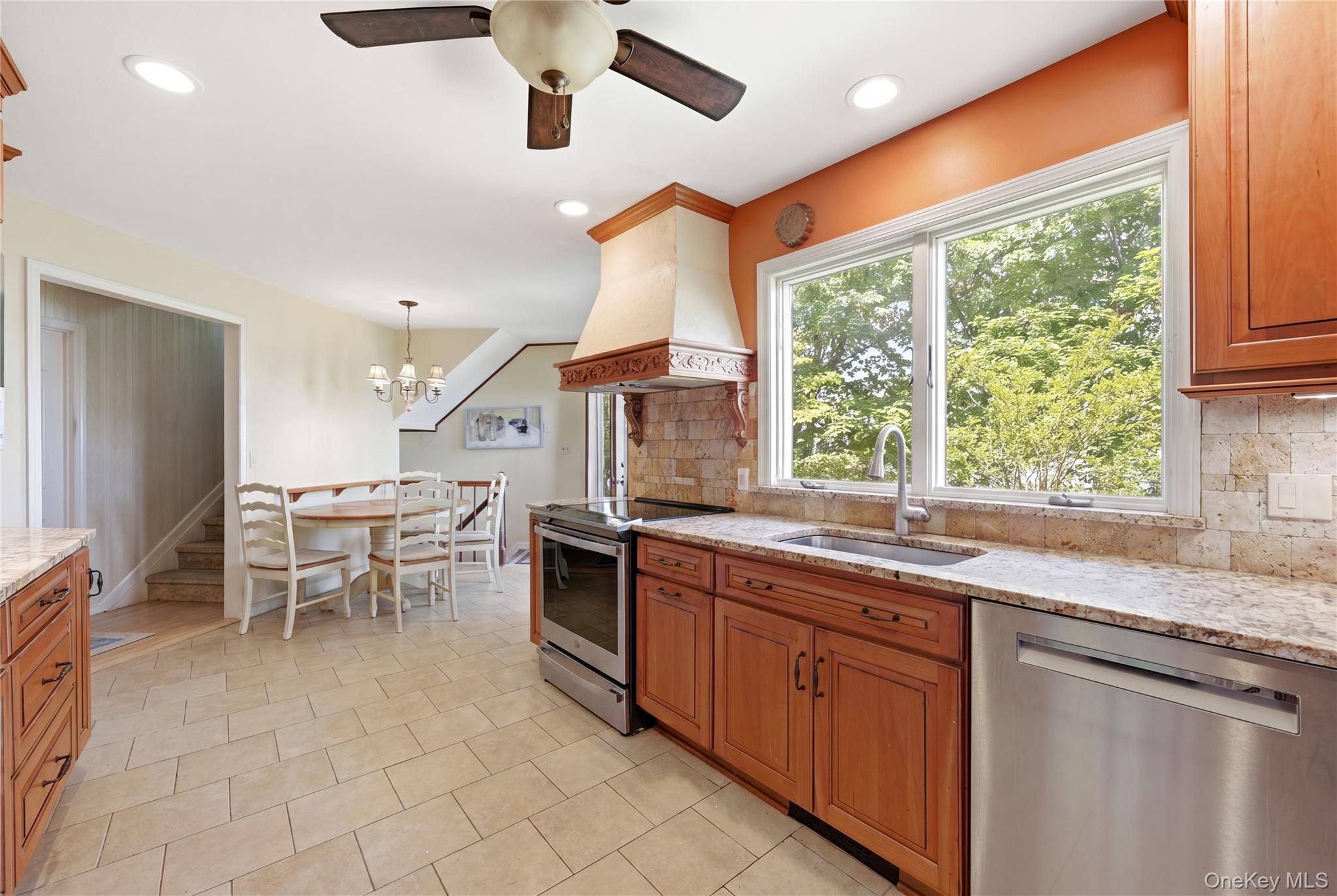 195 Shore Road Property Photo 11