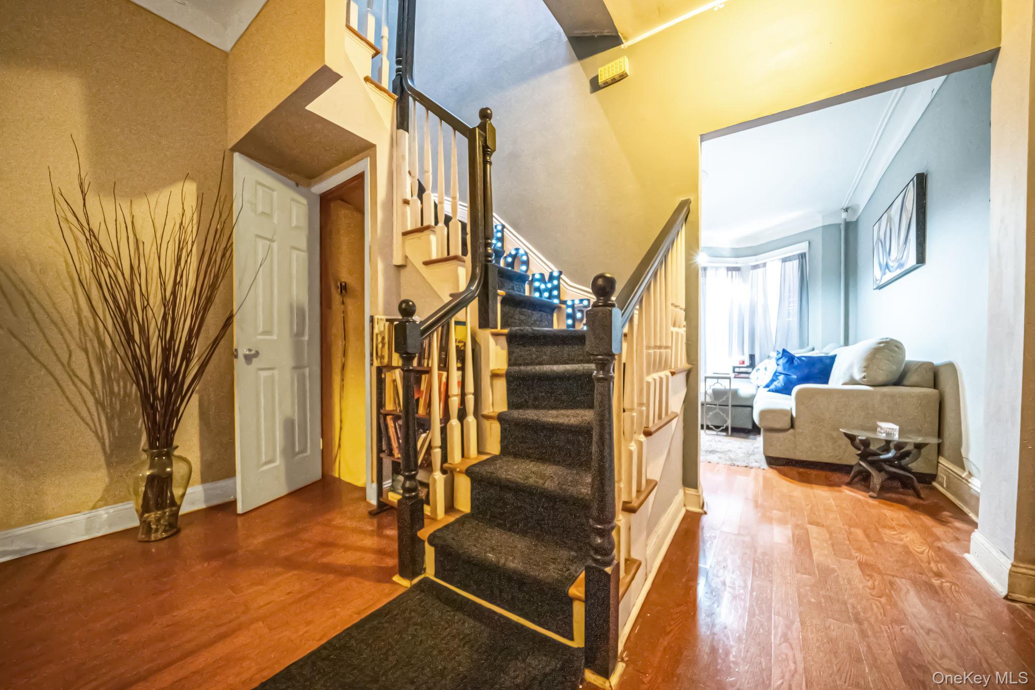 37 Grant Avenue Property Photo 8