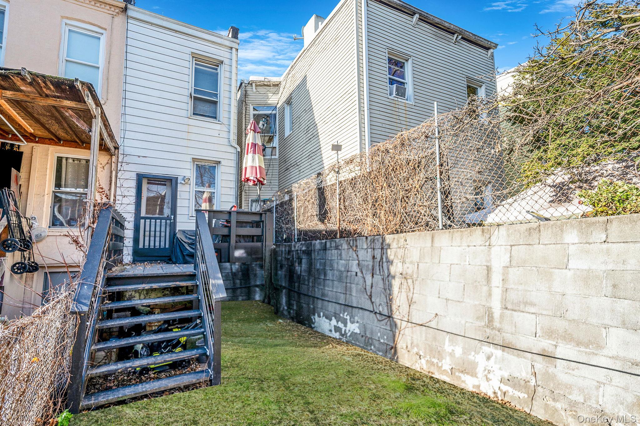 37 Grant Avenue Property Photo 23