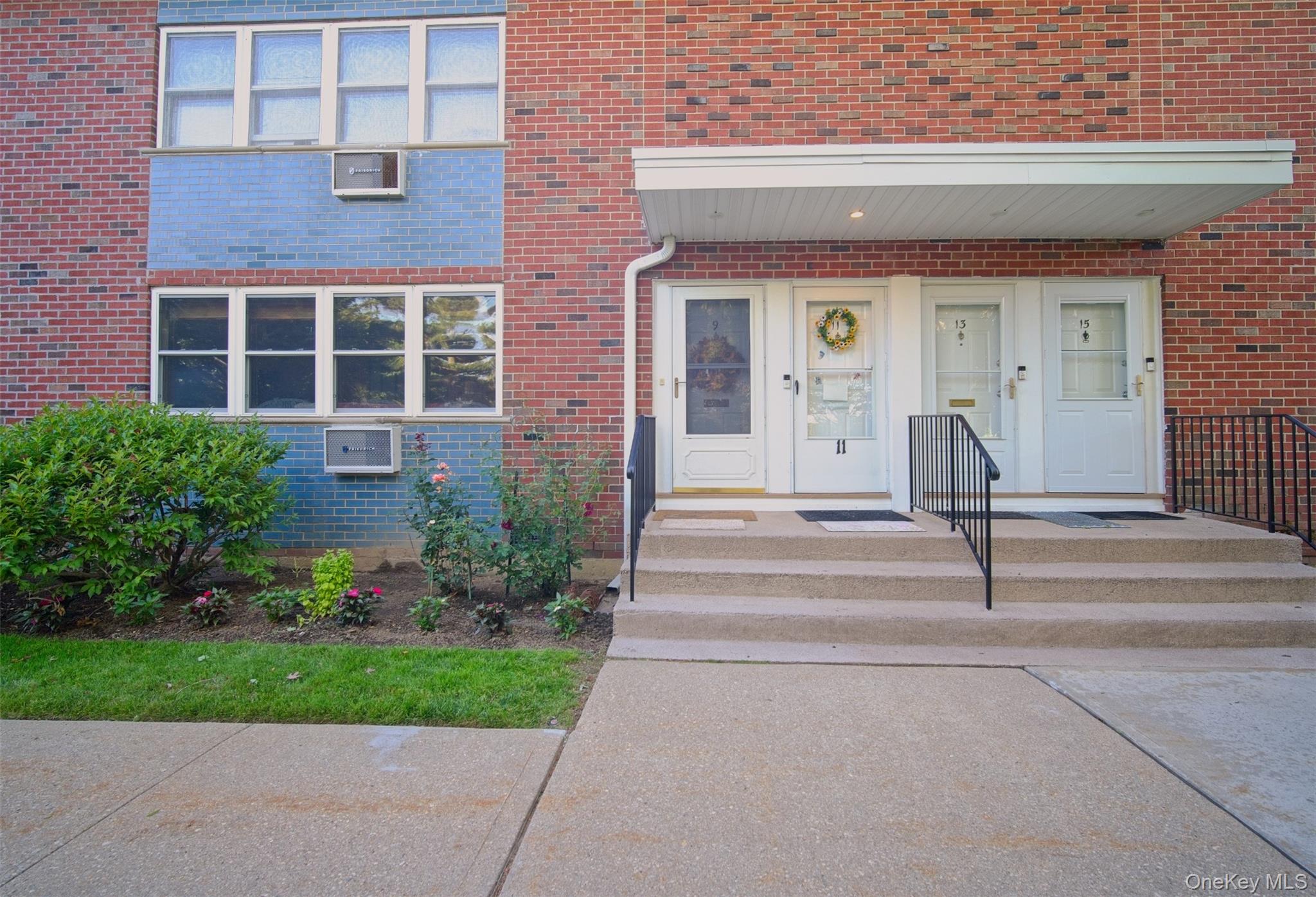 9 Farber Drive 9 Property Photo 1