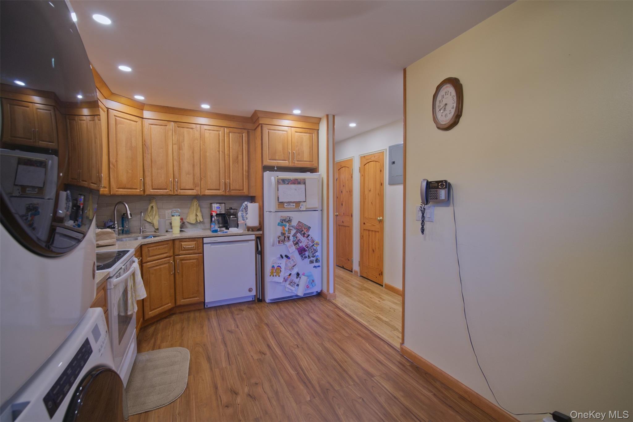 9 Farber Drive 9 Property Photo 4