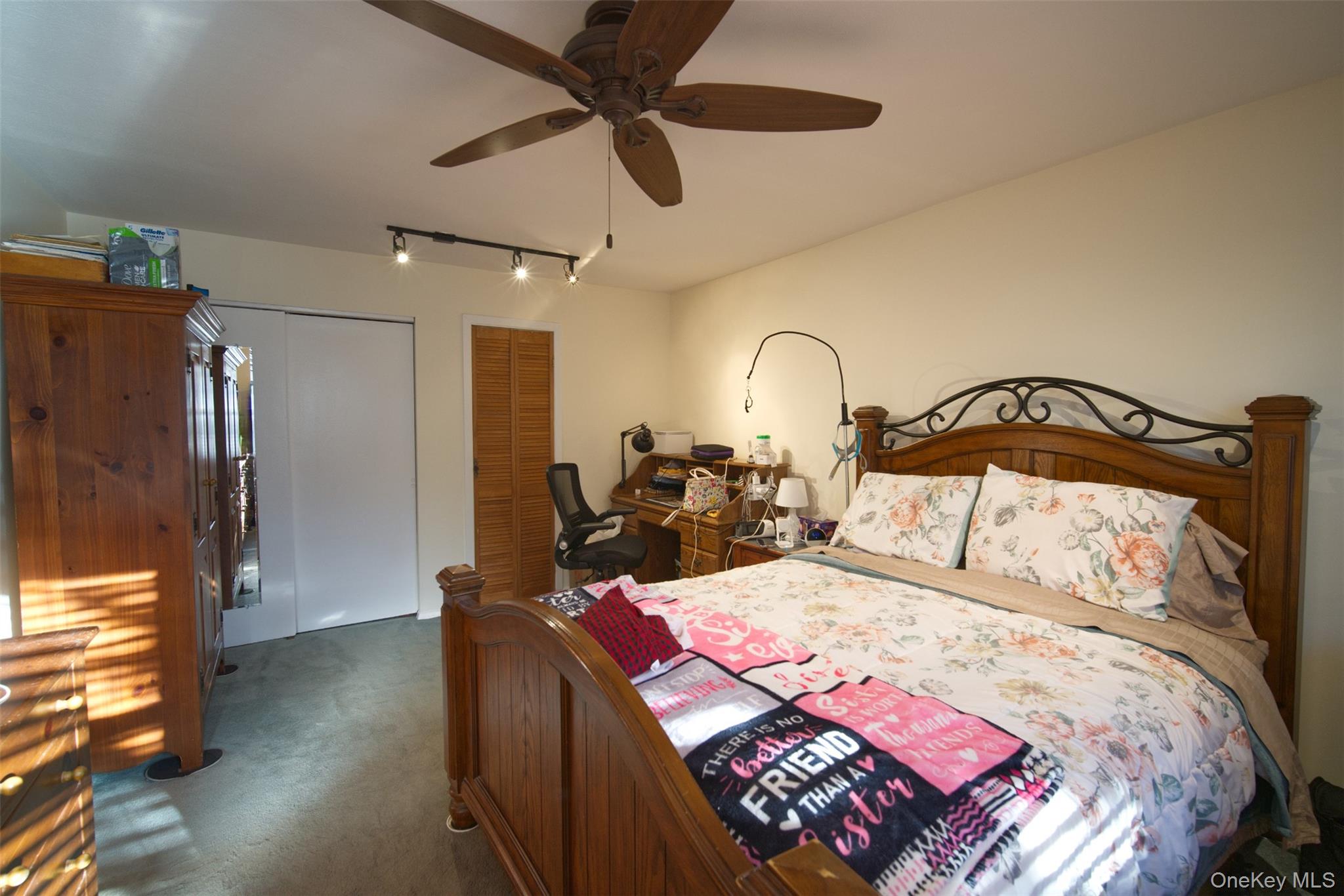 9 Farber Drive 9 Property Photo 7