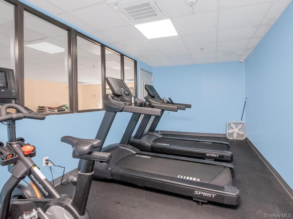 777 N Macquesten Parkway 203 Property Photo 16