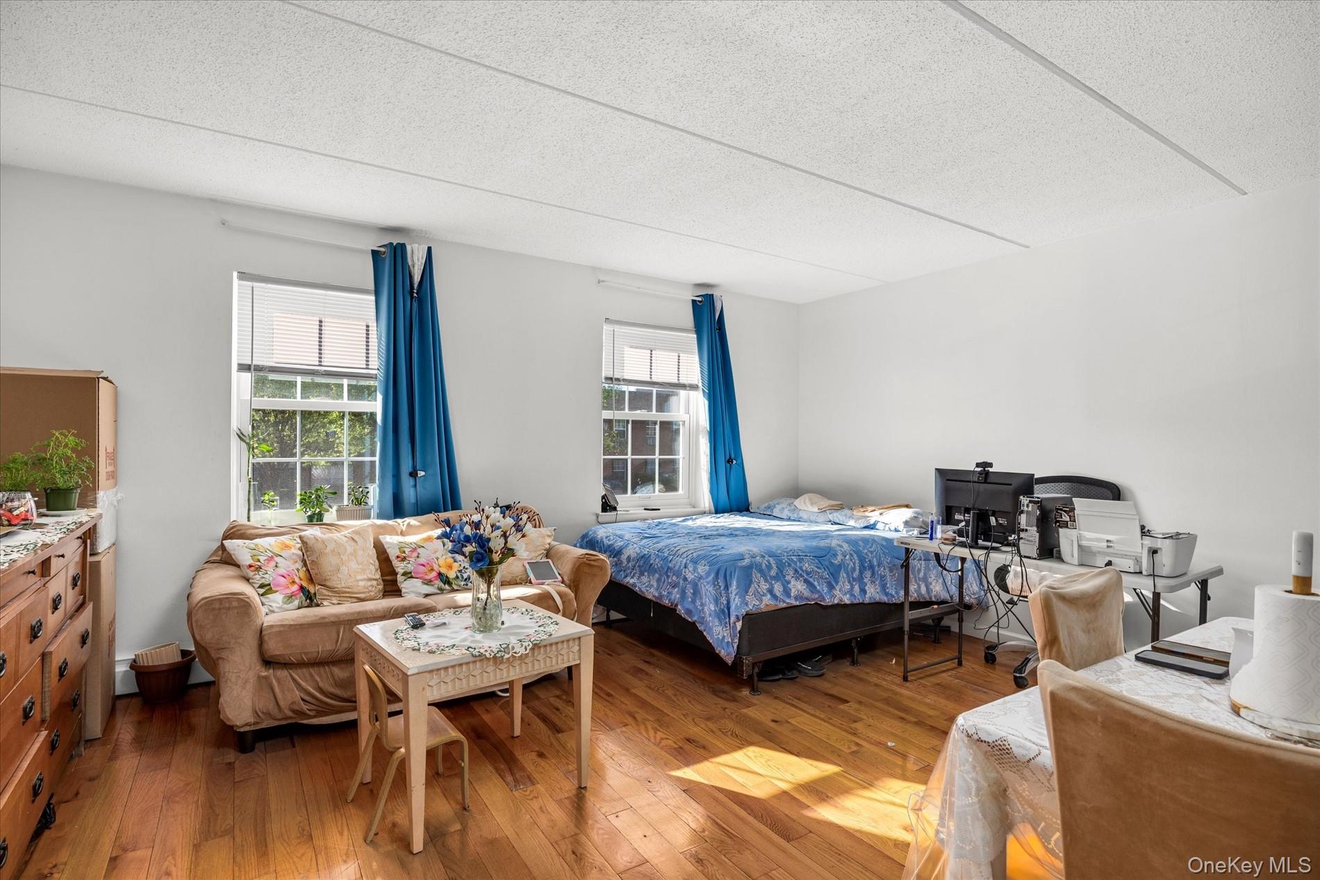 2058 Washington Avenue Property Photo 19