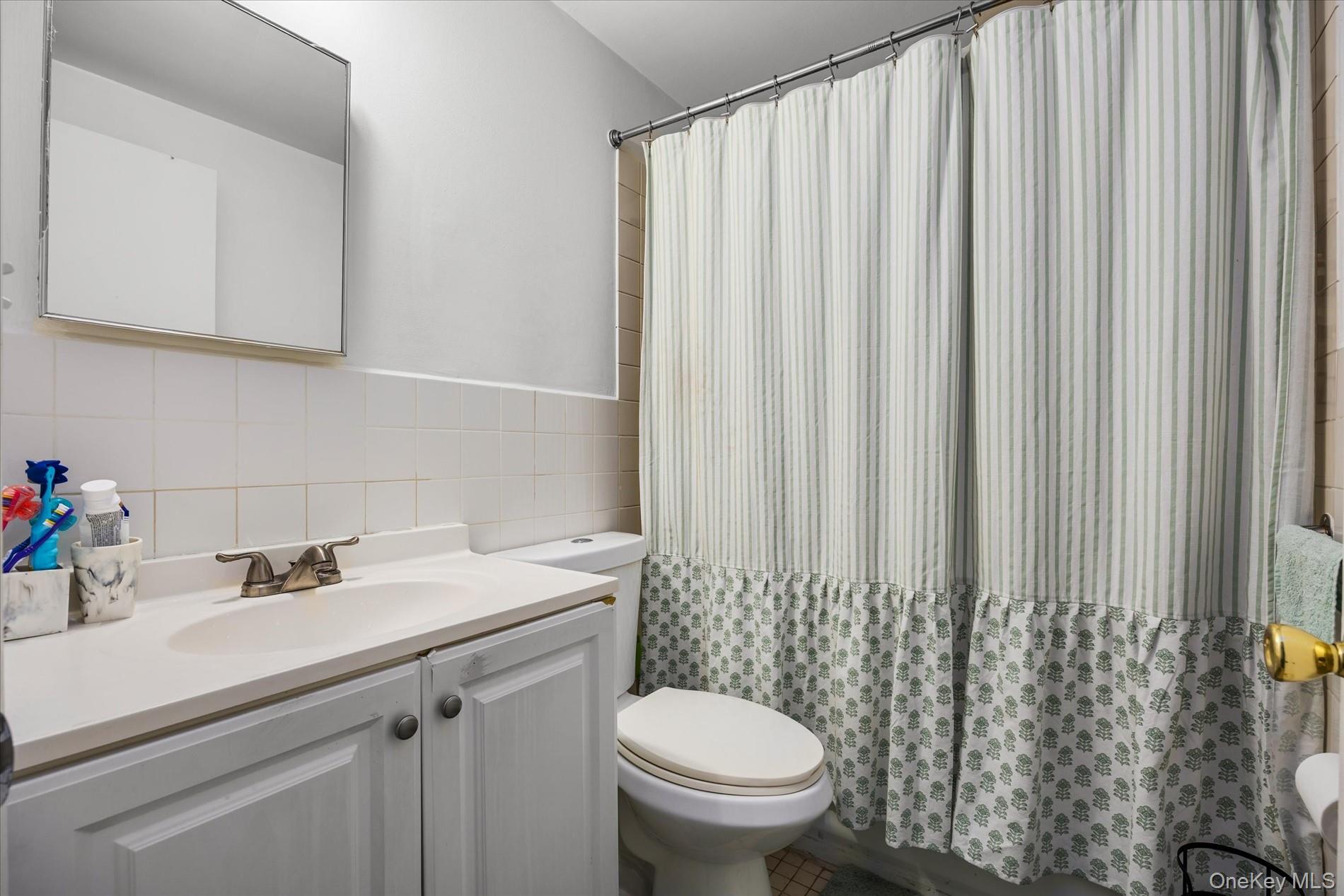 2058 Washington Avenue Property Photo 32