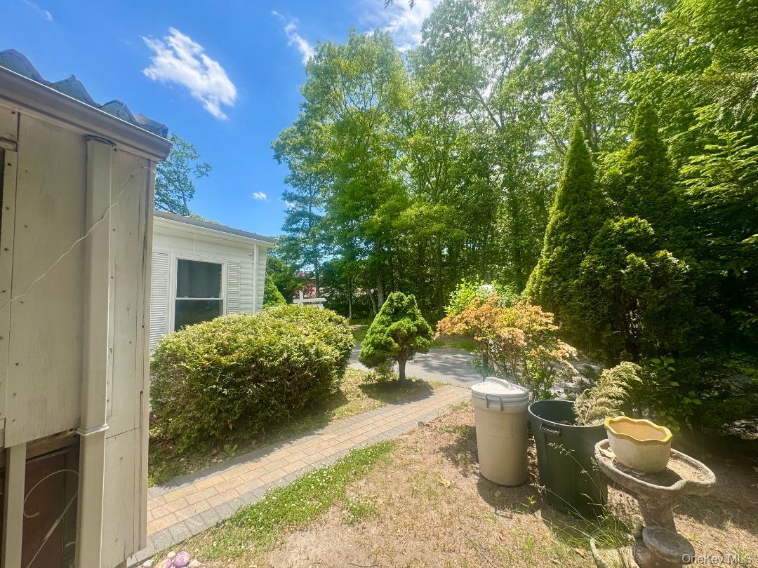 620 #25 Montauk Highway 25 Property Photo 2