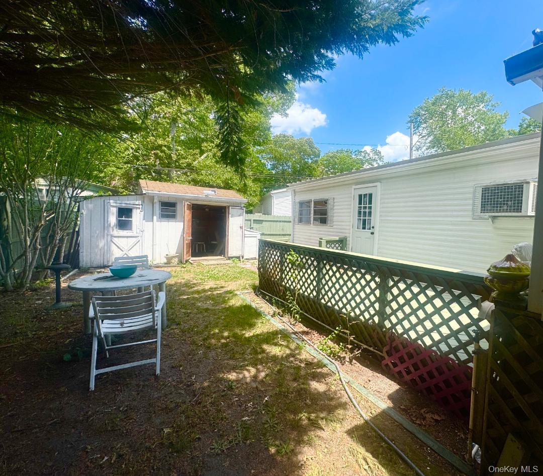 620 #25 Montauk Highway 25 Property Photo 12