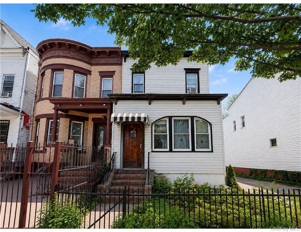 93 Linwood Street Property Photo 1