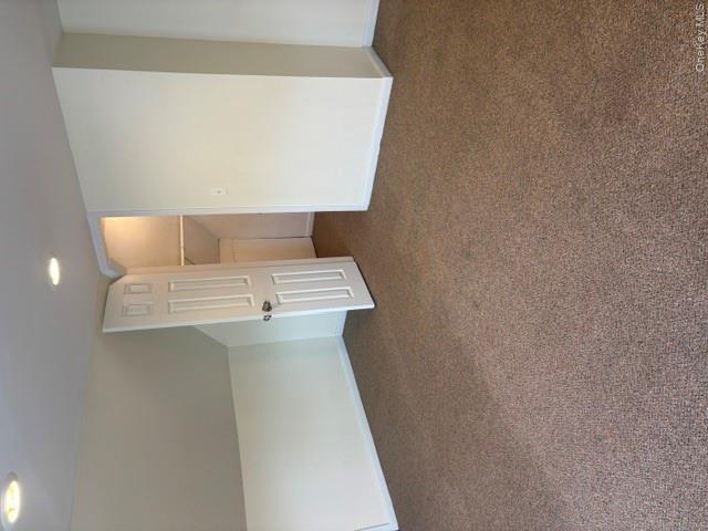 283 Houston Avenue 2nd Floor Property Photo 12