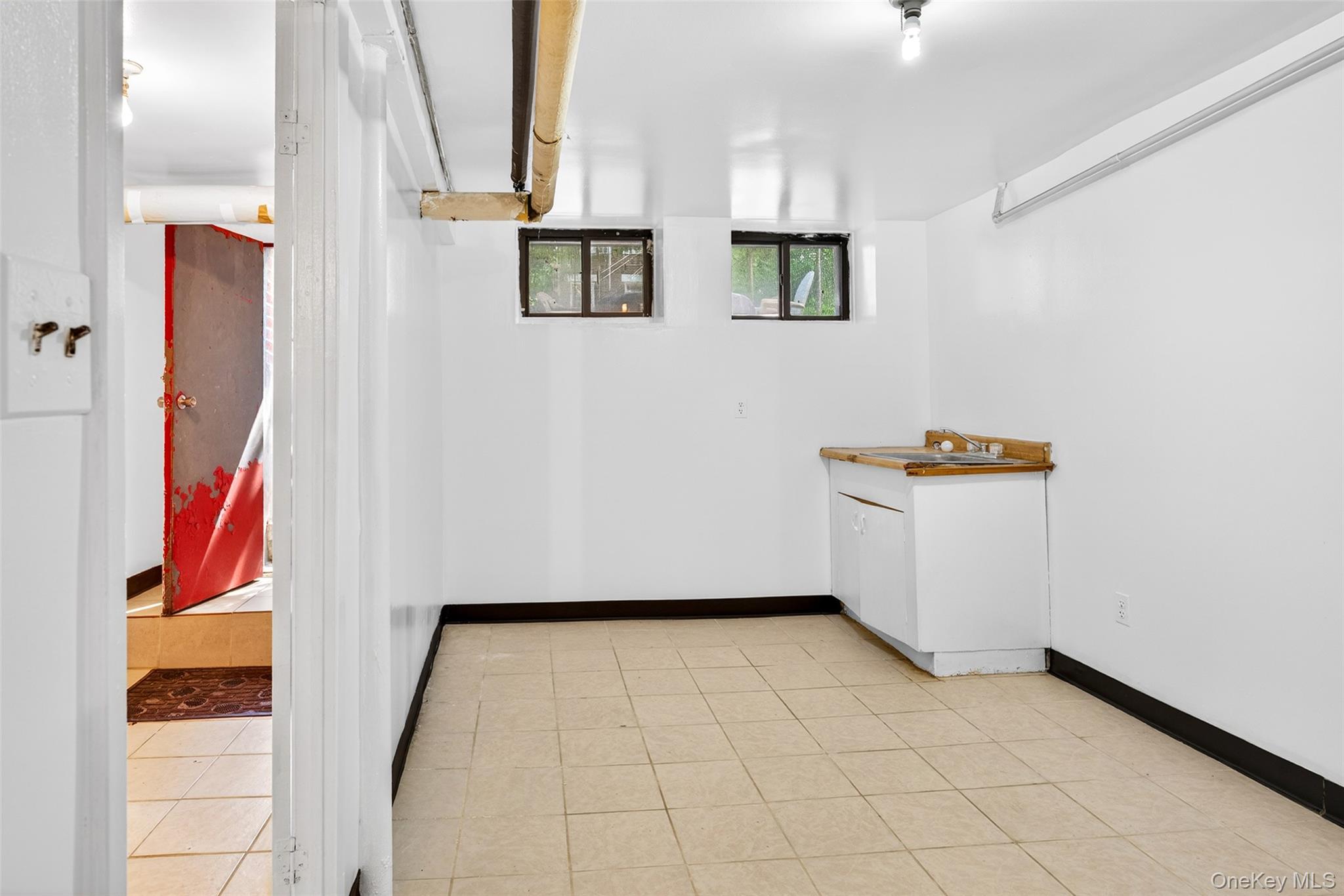 34 Sutton Street Property Photo 39