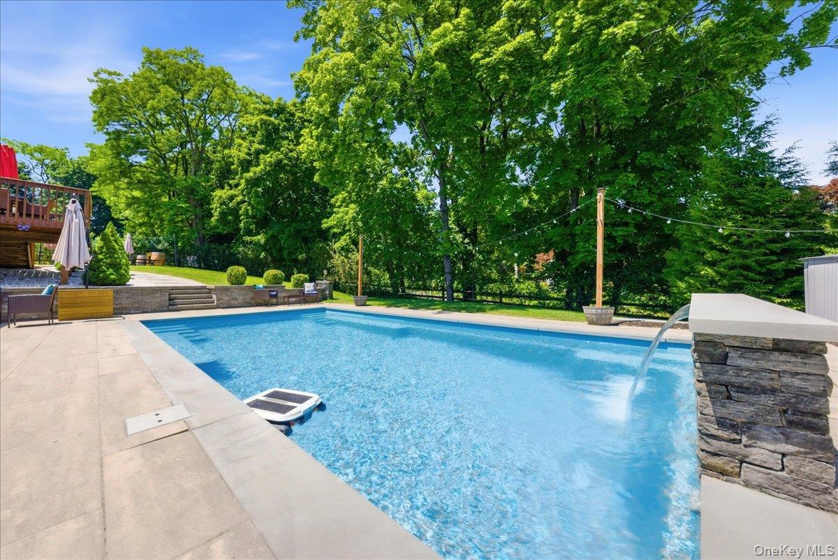 5 Gleneagles Court Property Photo 6