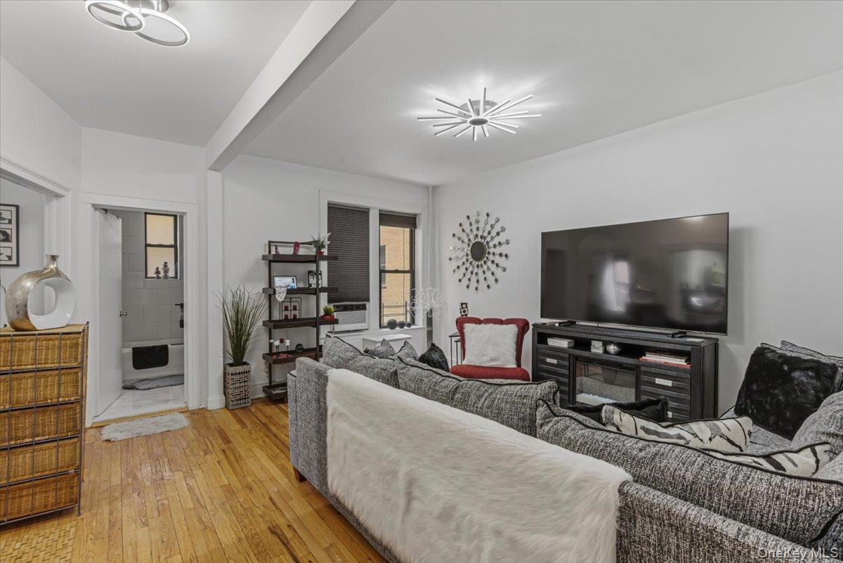 8374 Talbot Street 4d Property Photo 5
