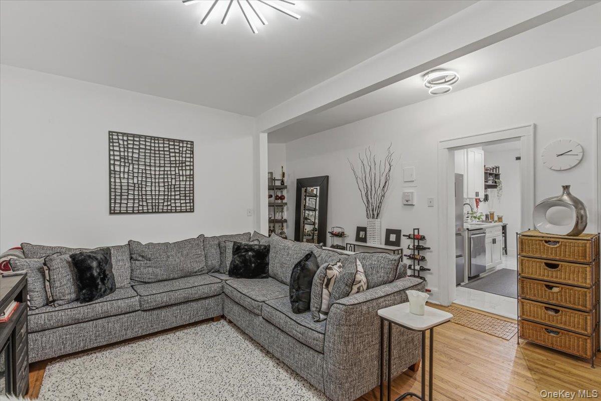 8374 Talbot Street 4d Property Photo 7