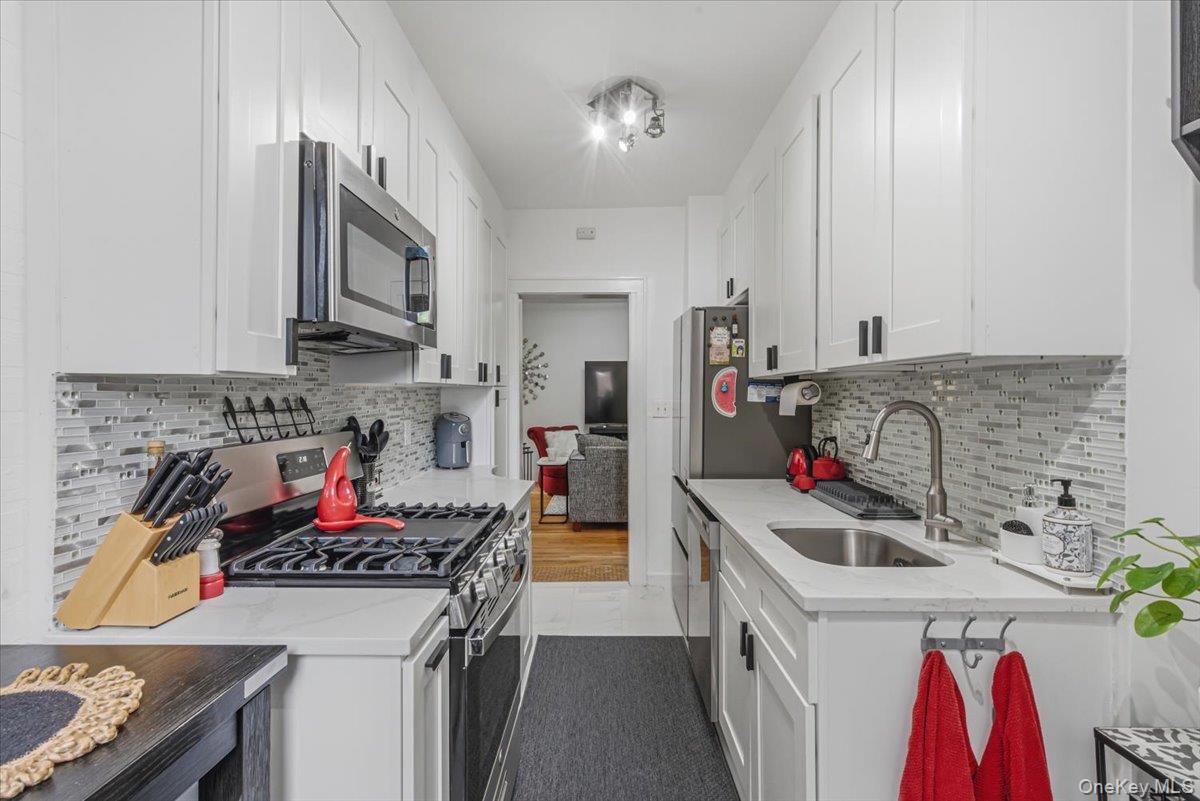 8374 Talbot Street 4d Property Photo 12