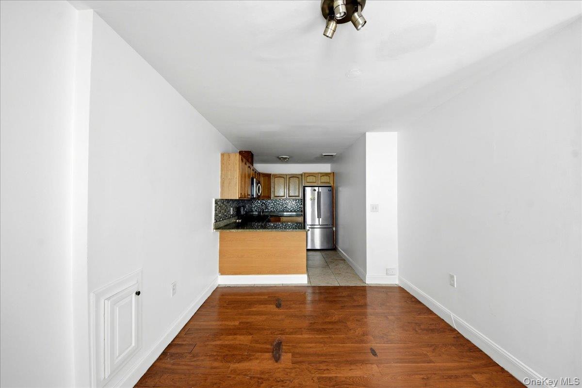 2975 Edson Avenue Property Photo 4