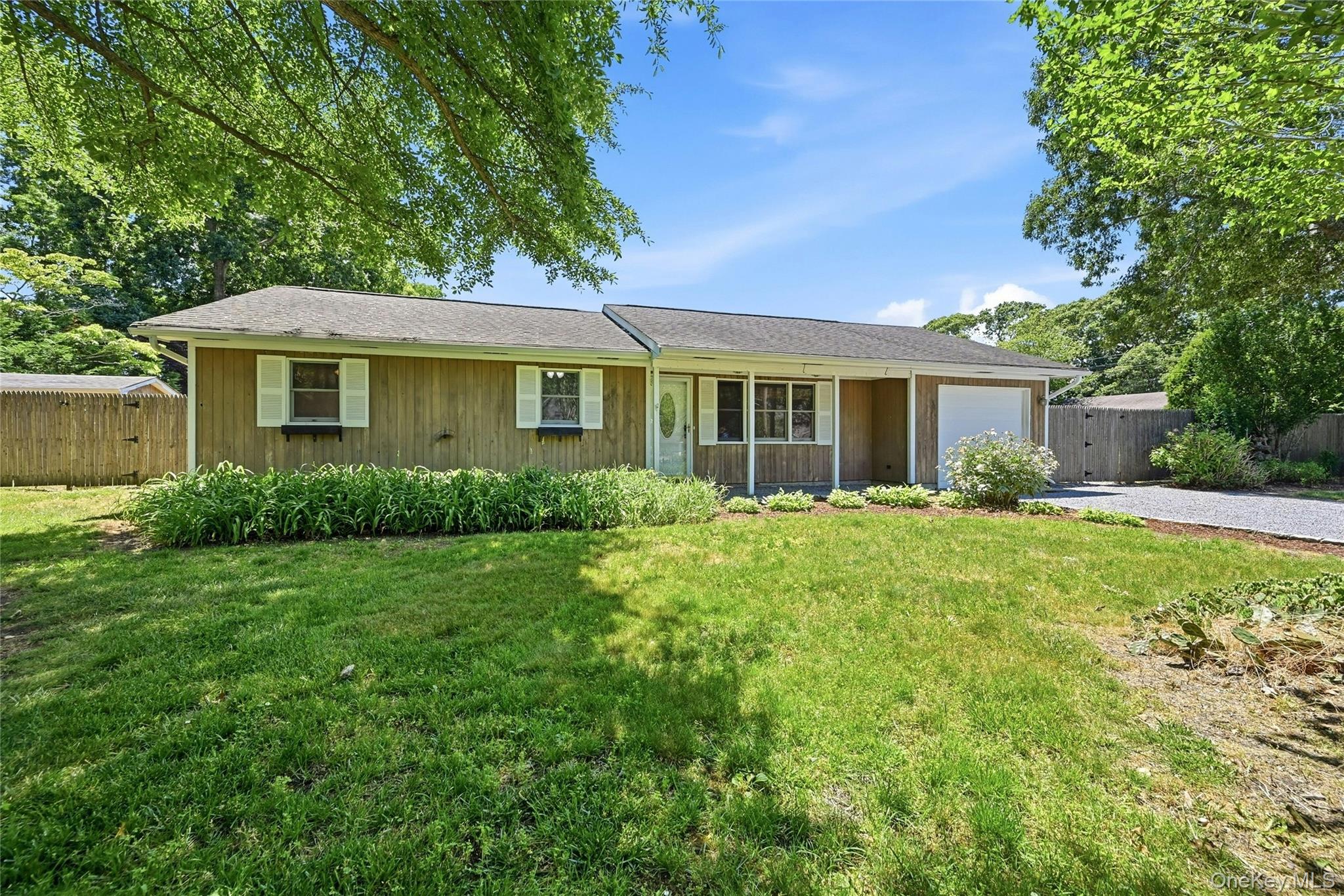 10 Twin Pine Lane Property Photo 1