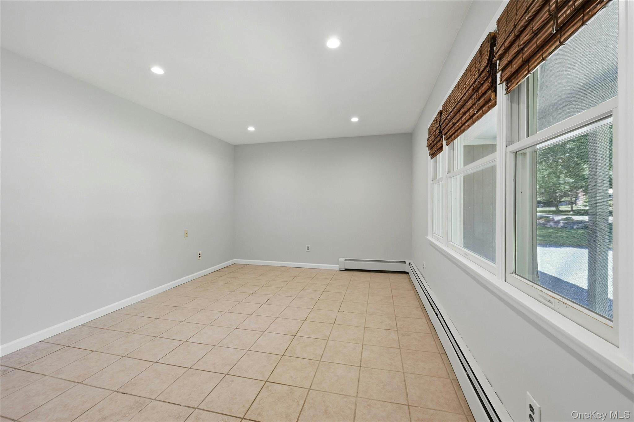 10 Twin Pine Lane Property Photo 8