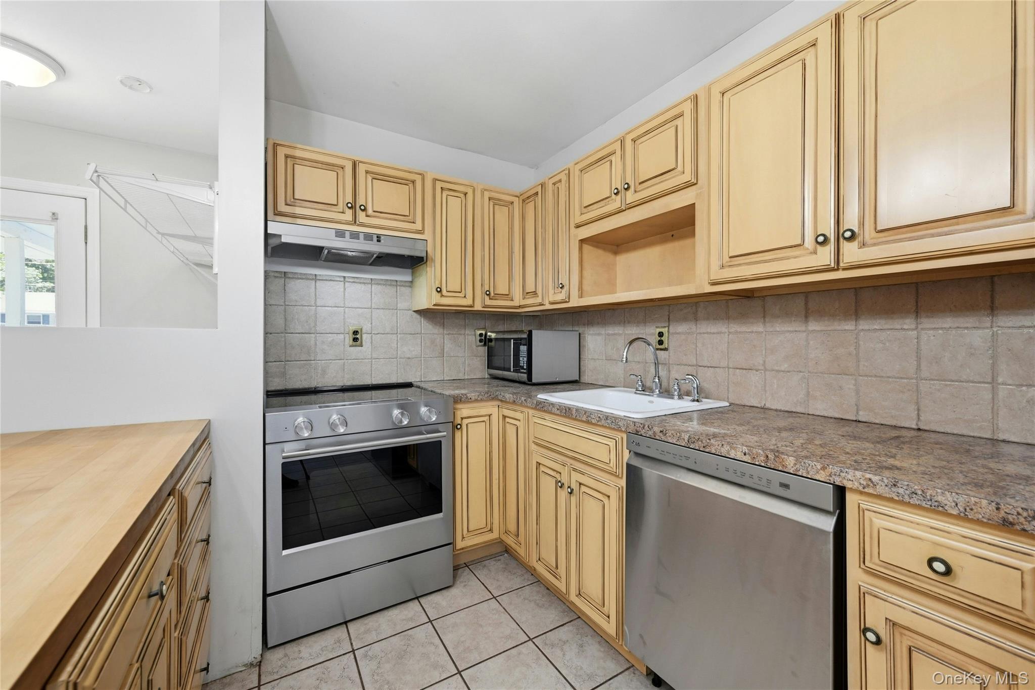 10 Twin Pine Lane Property Photo 13