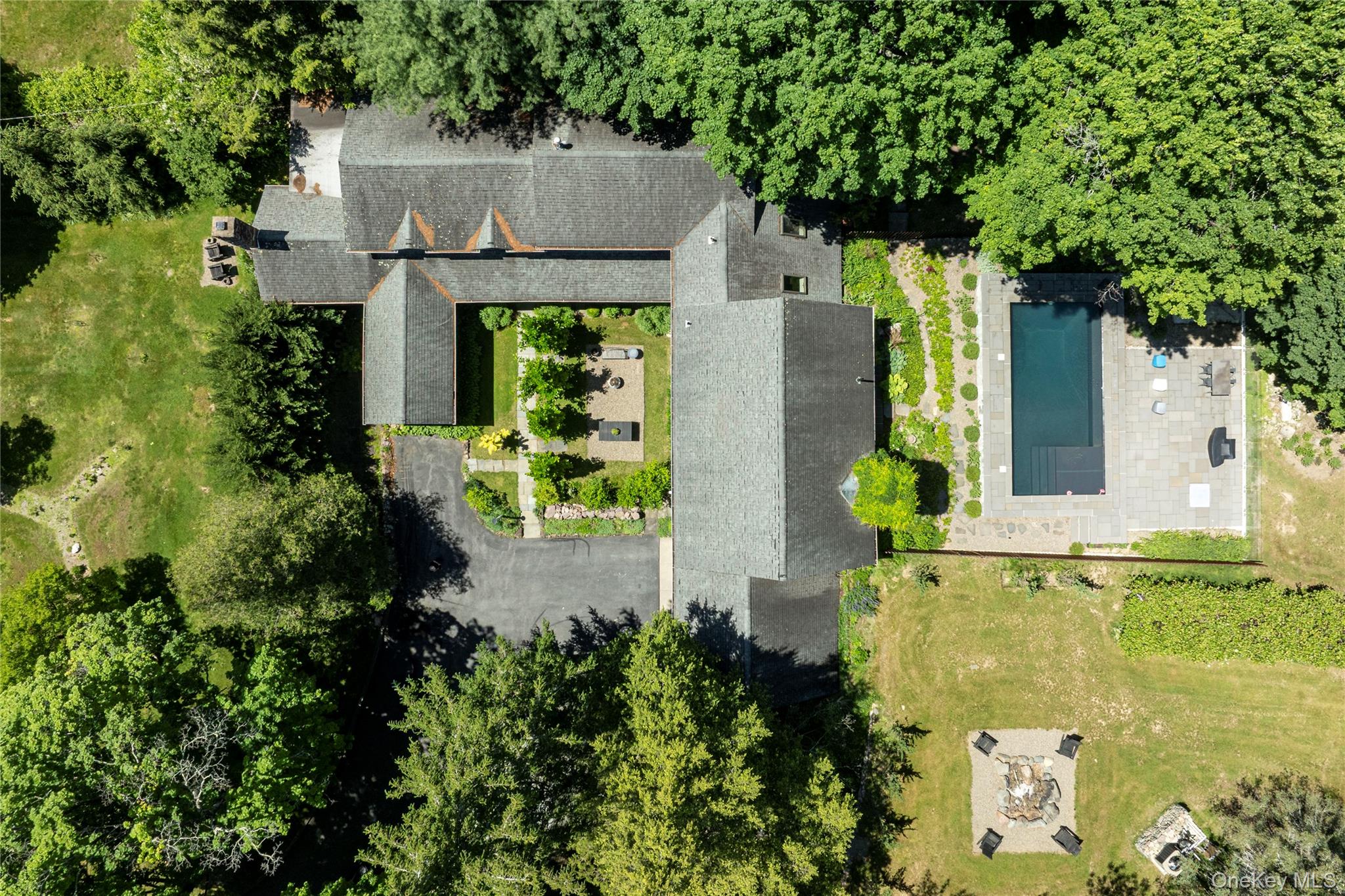 147 Smith Clove Road Property Photo 1