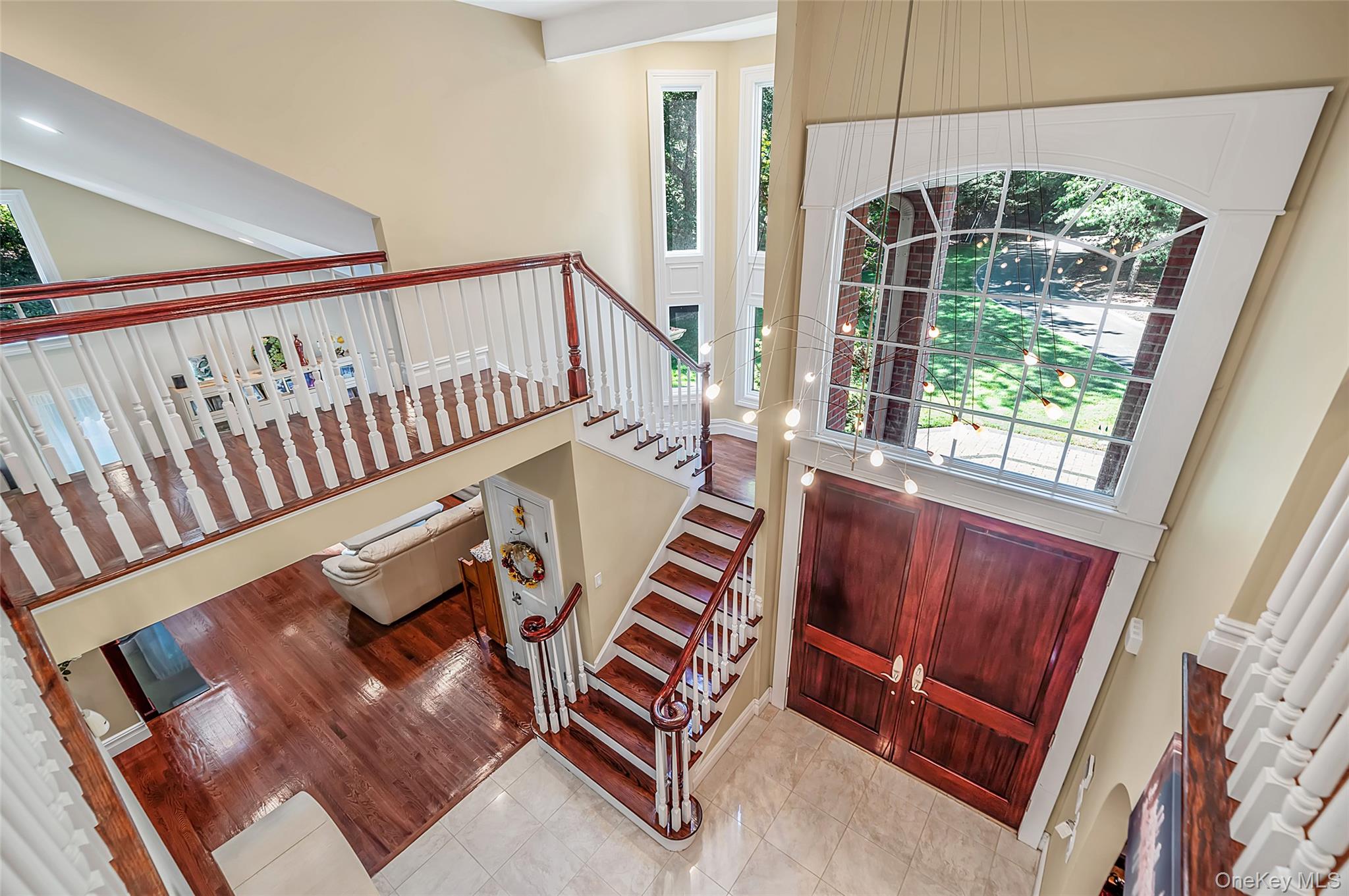 589 Landing Avenue Property Photo 4
