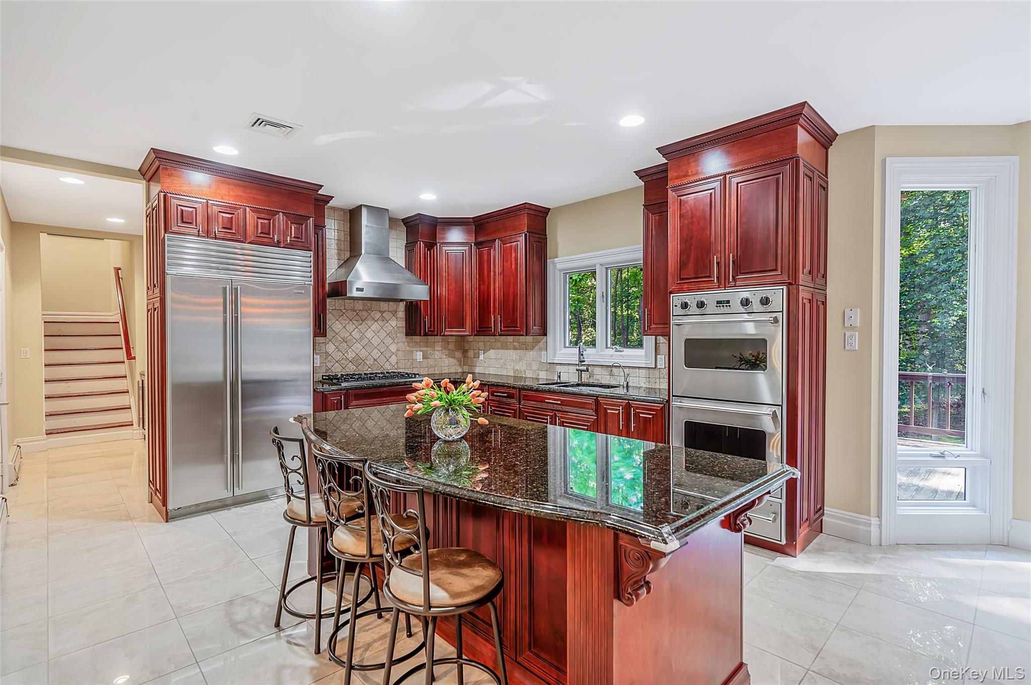 589 Landing Avenue Property Photo 11