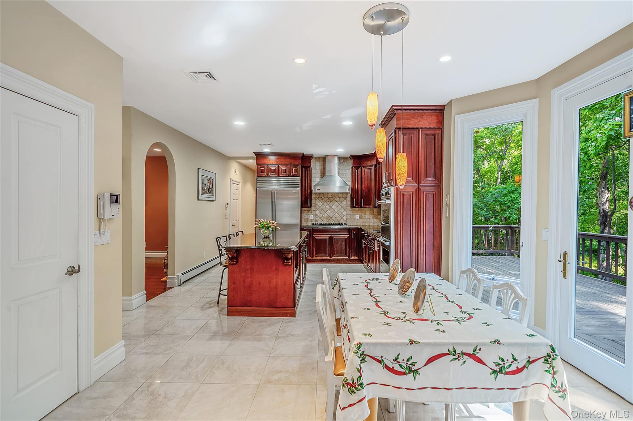589 Landing Avenue Property Photo 13