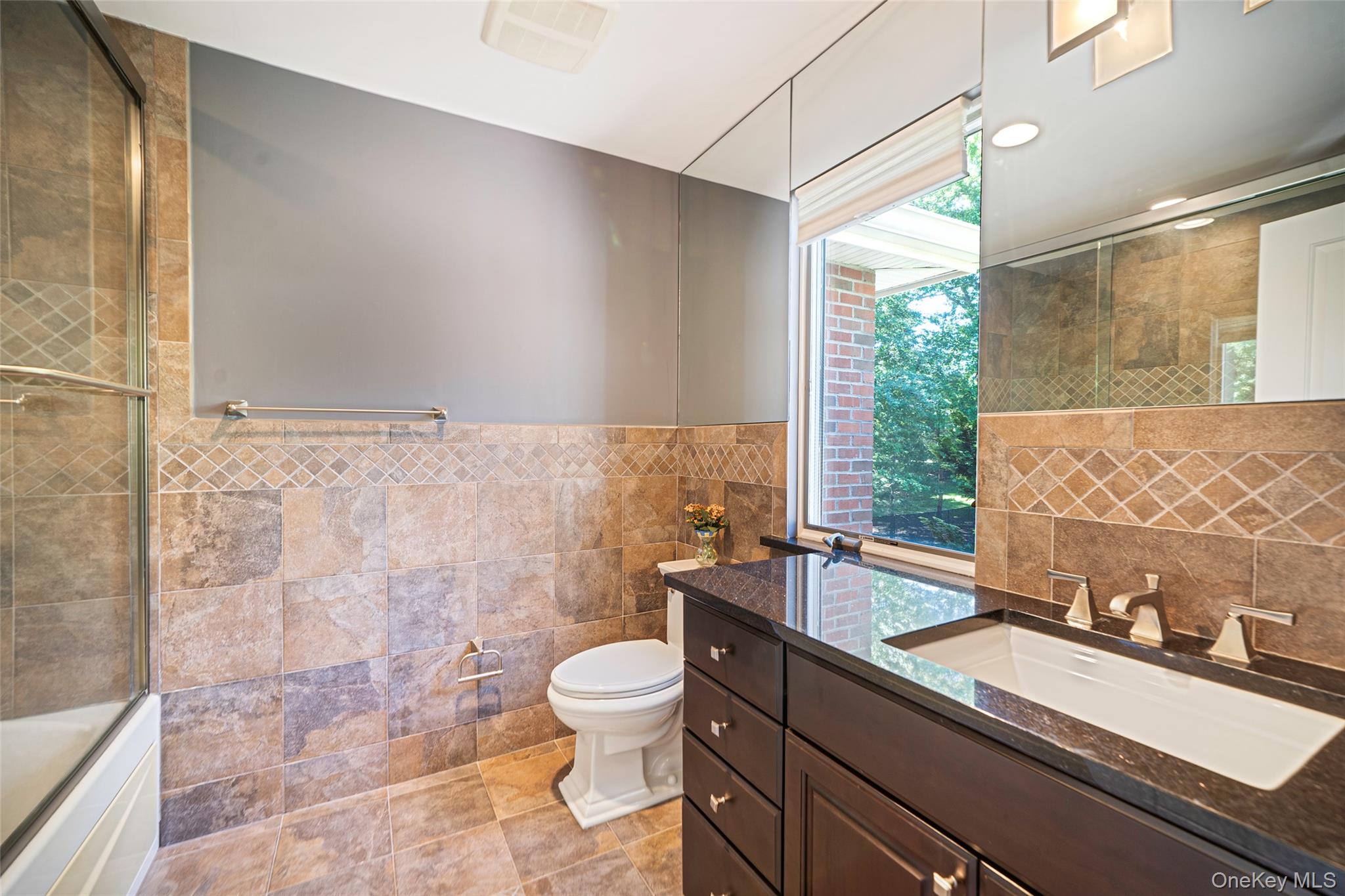 589 Landing Avenue Property Photo 29