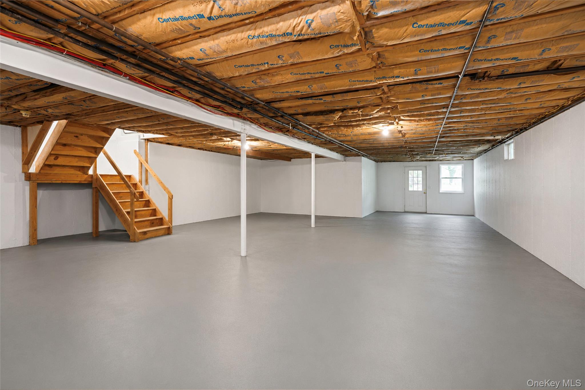 589 Landing Avenue Property Photo 31