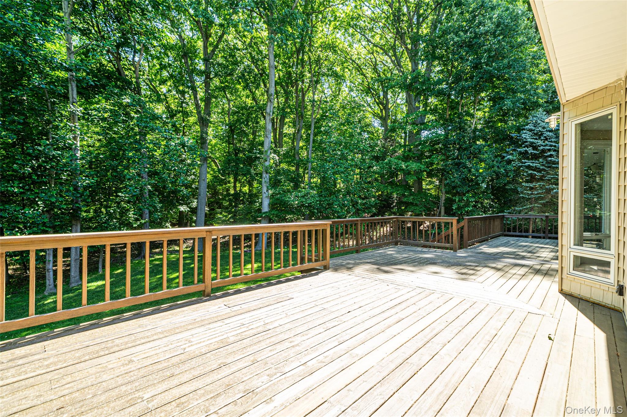 589 Landing Avenue Property Photo 33