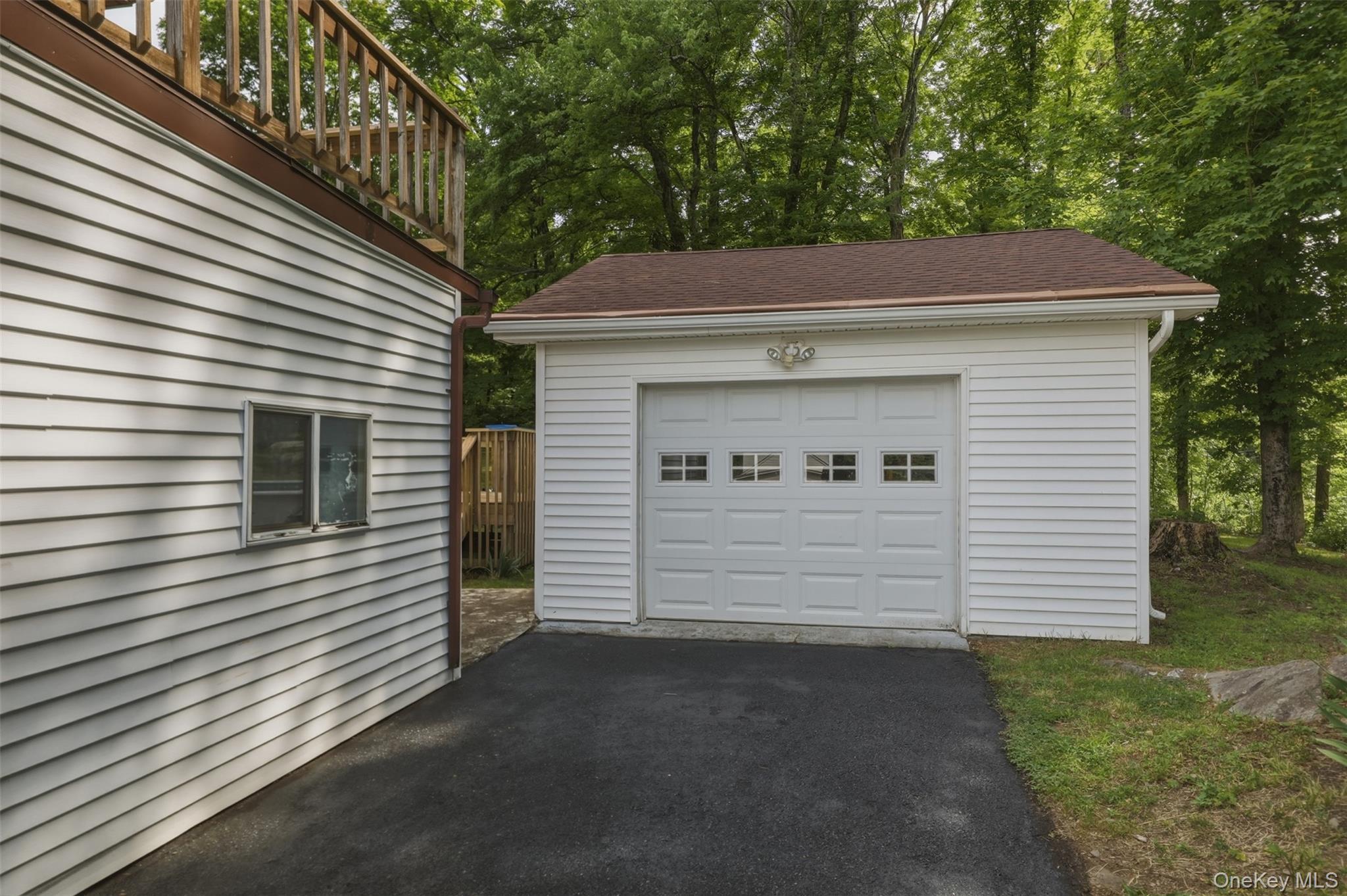 2 Enderkill Drive Property Photo 31