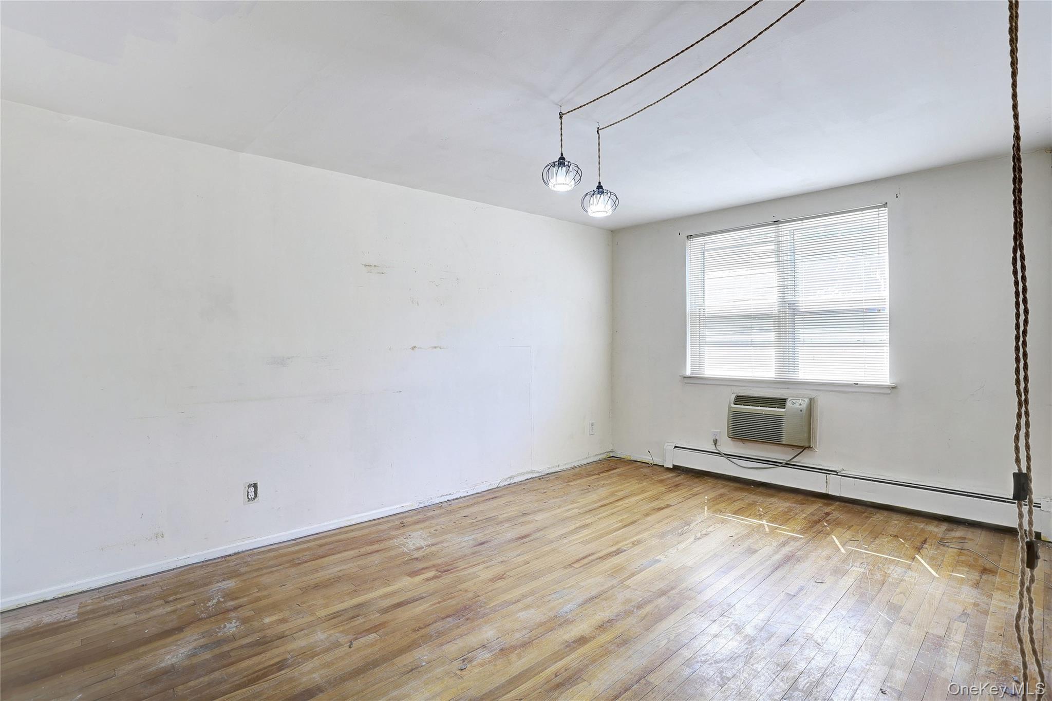 202 Kearsing Parkway Property Photo 9