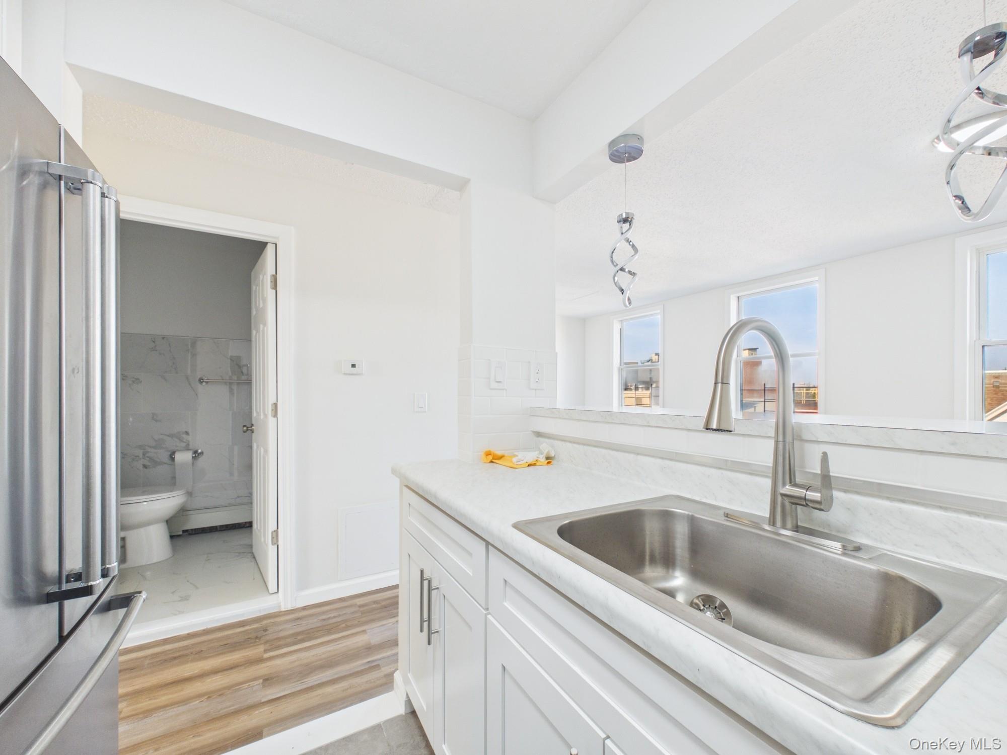 1222 Vyse Avenue 2 Property Photo 15