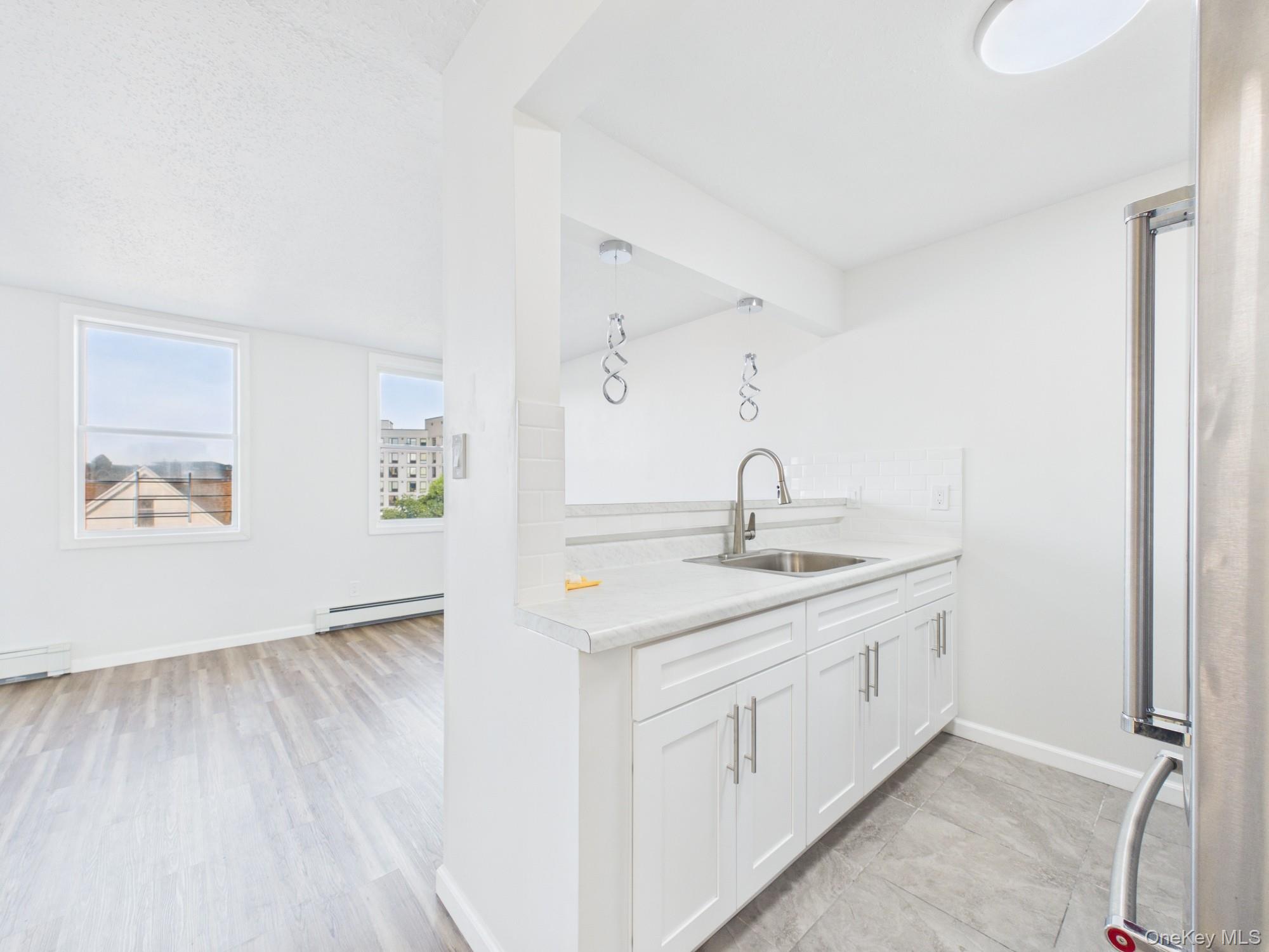 1222 Vyse Avenue 2 Property Photo 17