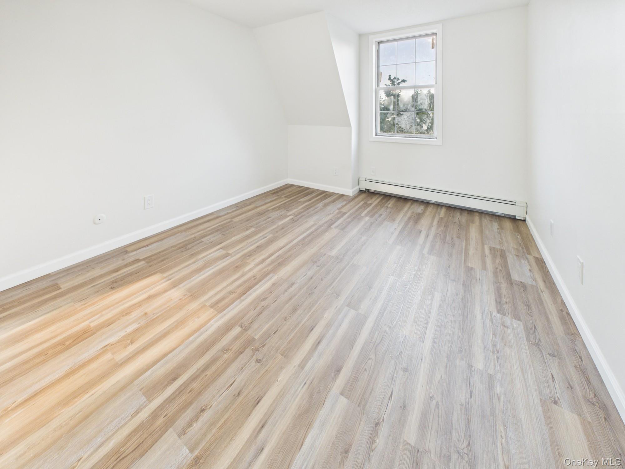 1222 Vyse Avenue 2 Property Photo 18