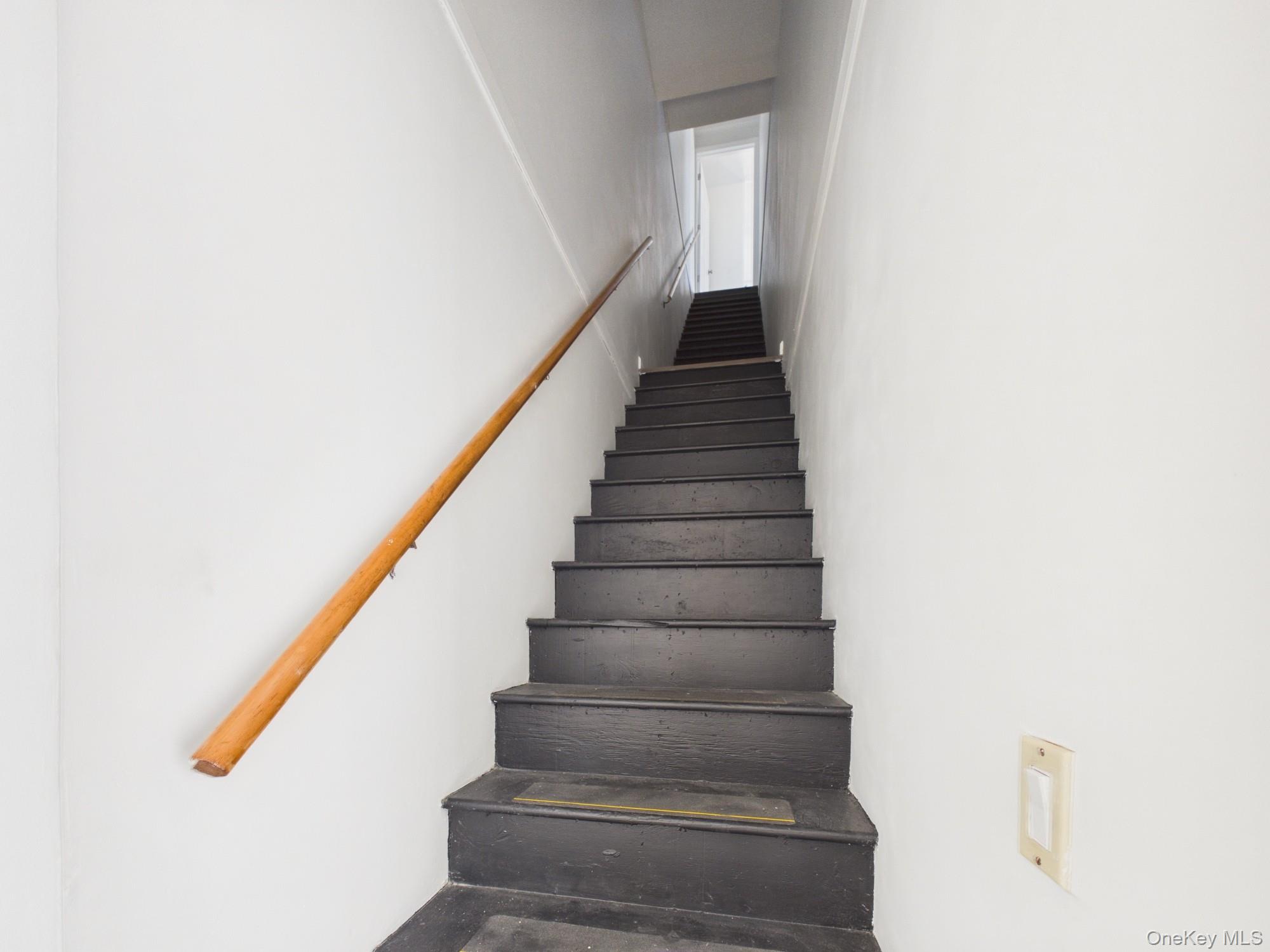 1222 Vyse Avenue 2 Property Photo 20