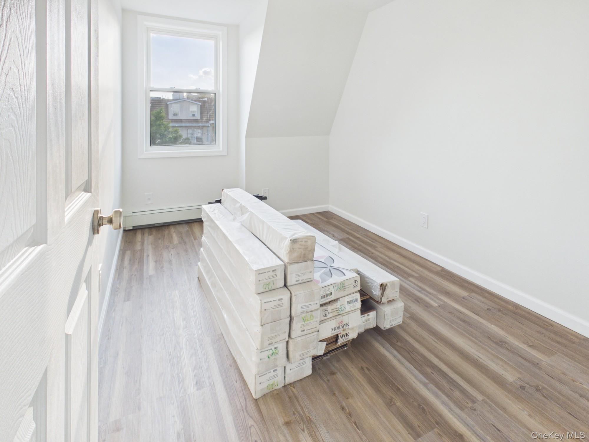 1222 Vyse Avenue 2 Property Photo 23