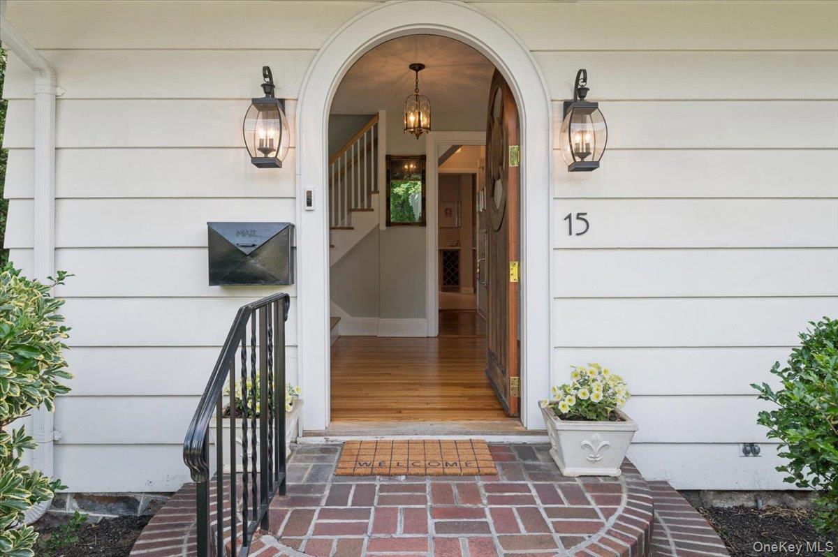 15 Lyons Place Property Photo 2