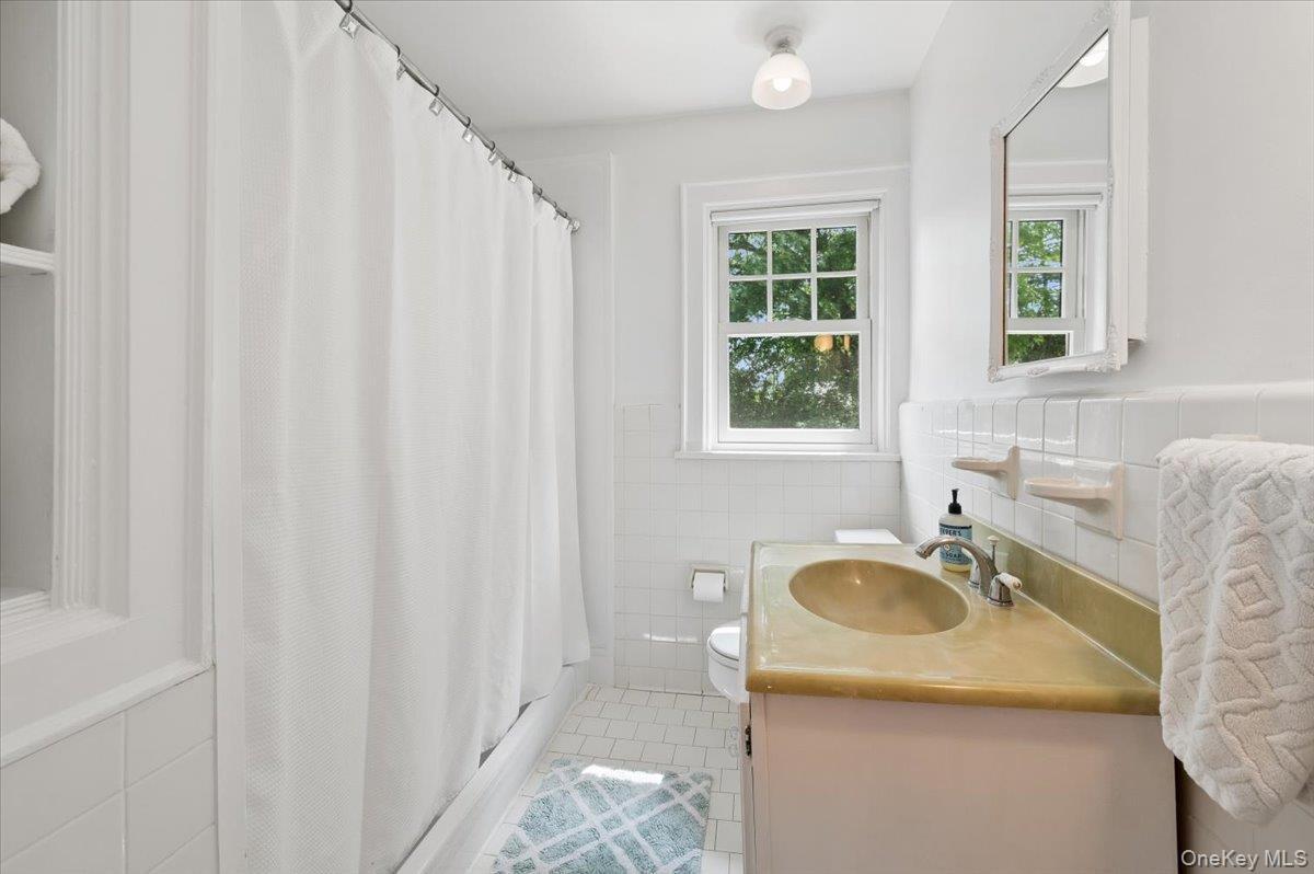 15 Lyons Place Property Photo 28