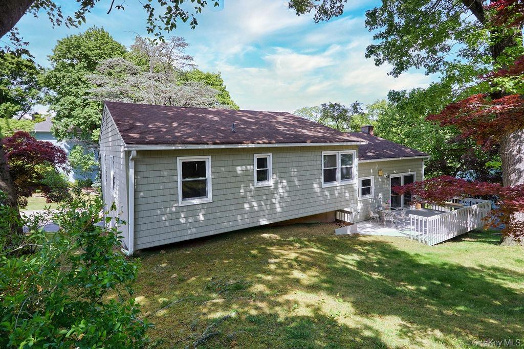 72 Hickory Hill Drive Property Photo 3