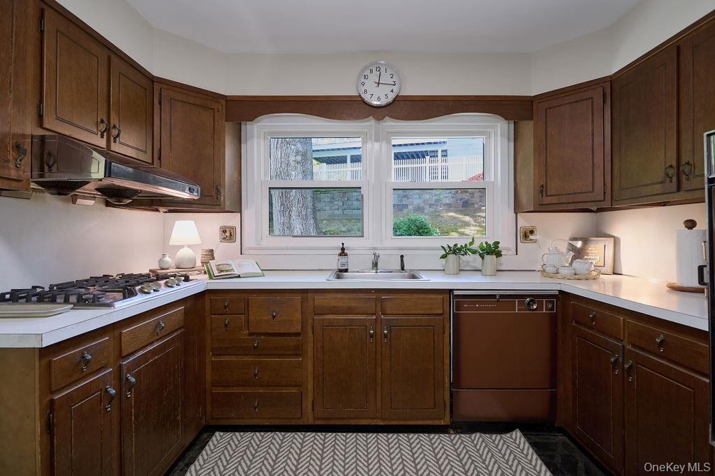 72 Hickory Hill Drive Property Photo 14